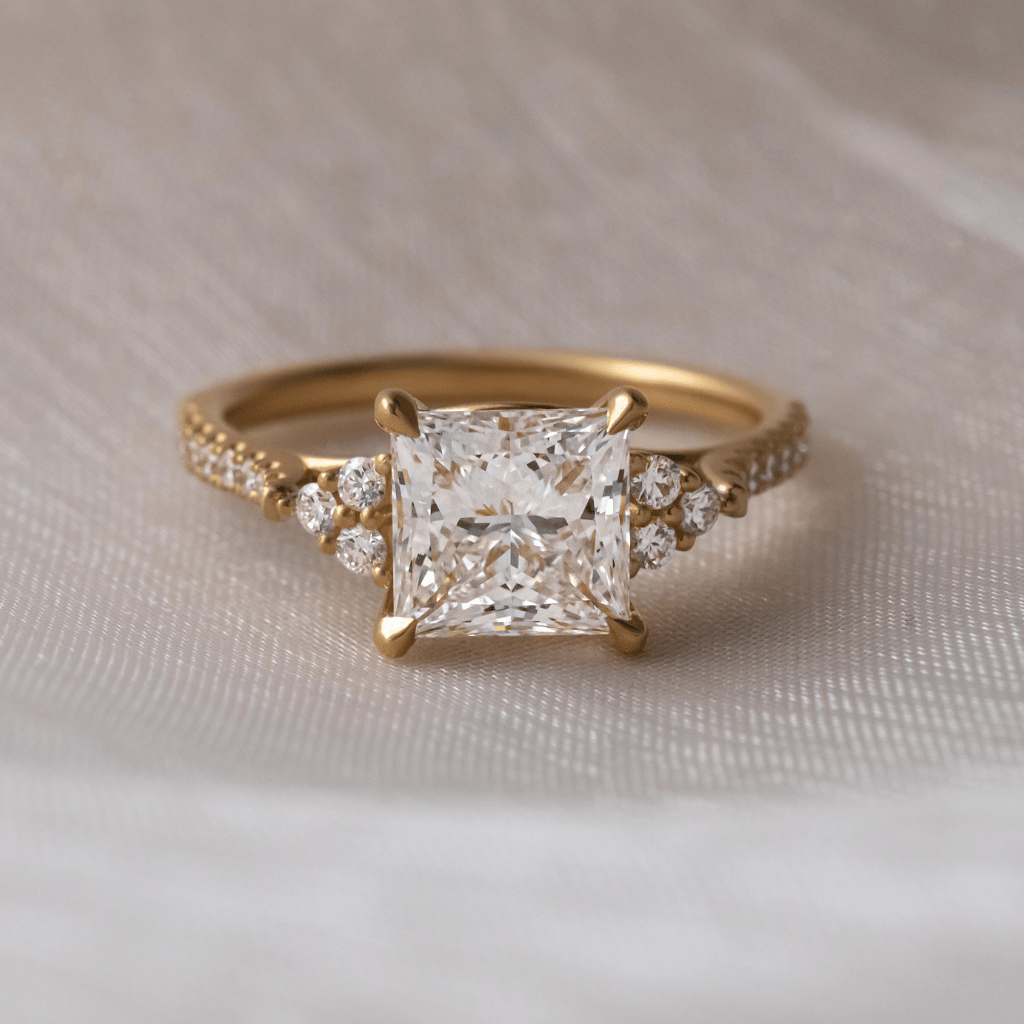 Solitaire-Oval Lab Grown Diamond Engagement Ring