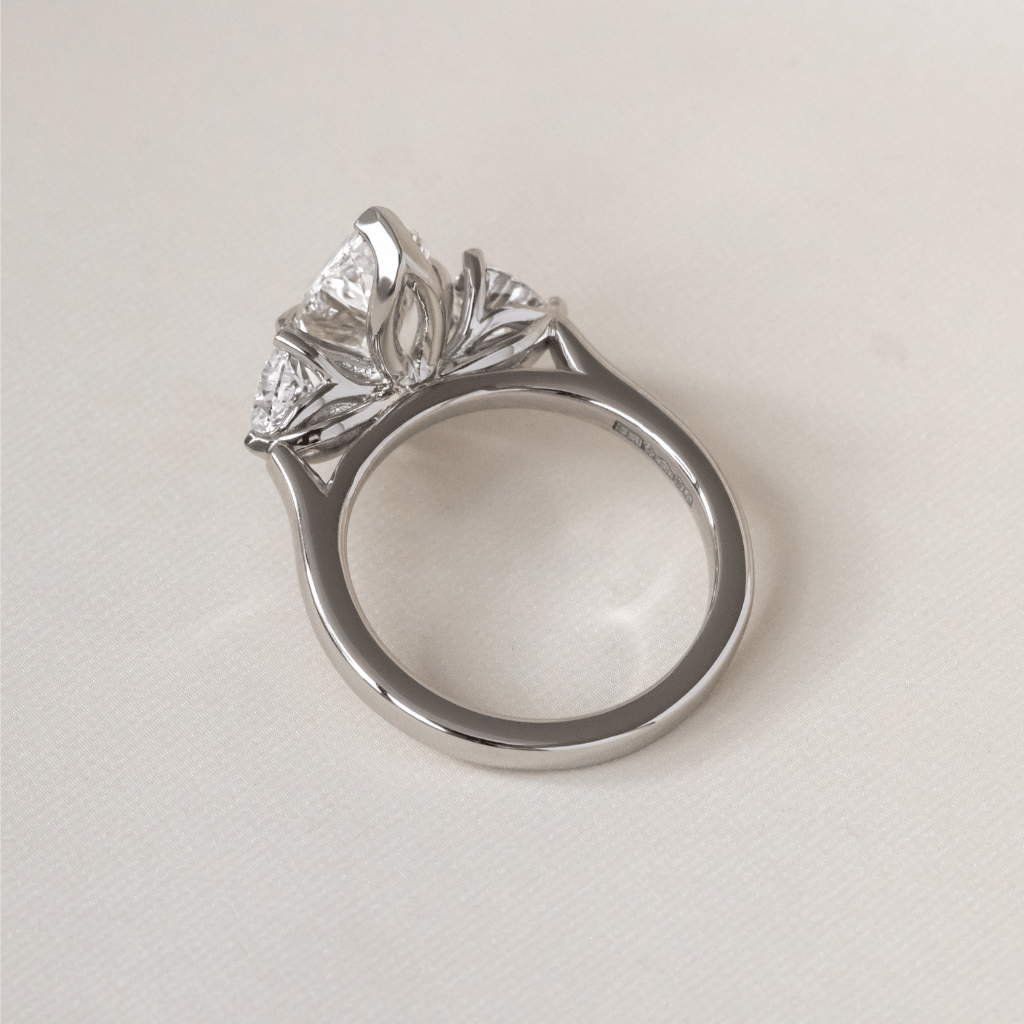 Solitaire-Oval Lab Grown Diamond Engagement Ring
