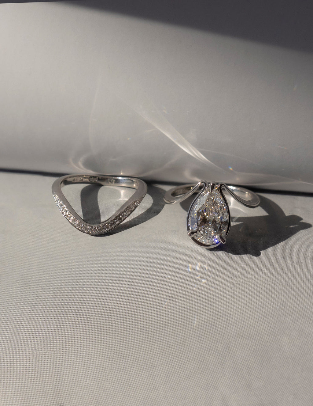 Solitaire-Oval Lab Grown Diamond Engagement Ring