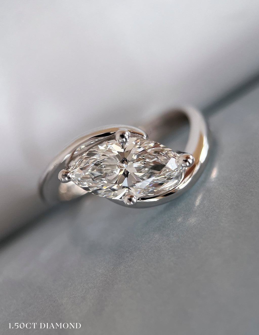 Solitaire-Oval Lab Grown Diamond Engagement Ring
