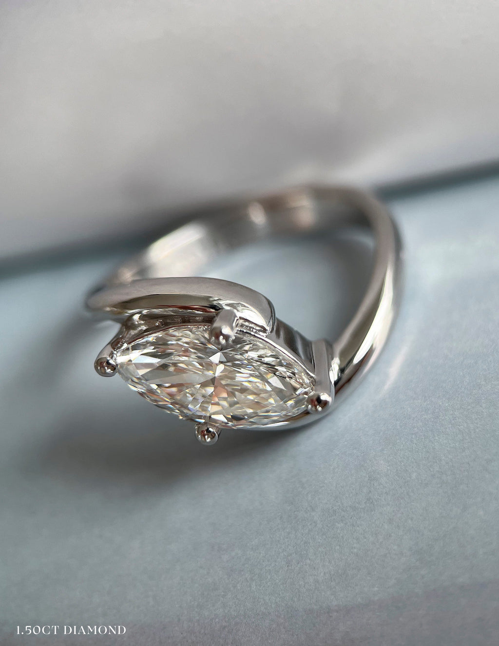 Solitaire-Oval Lab Grown Diamond Engagement Ring