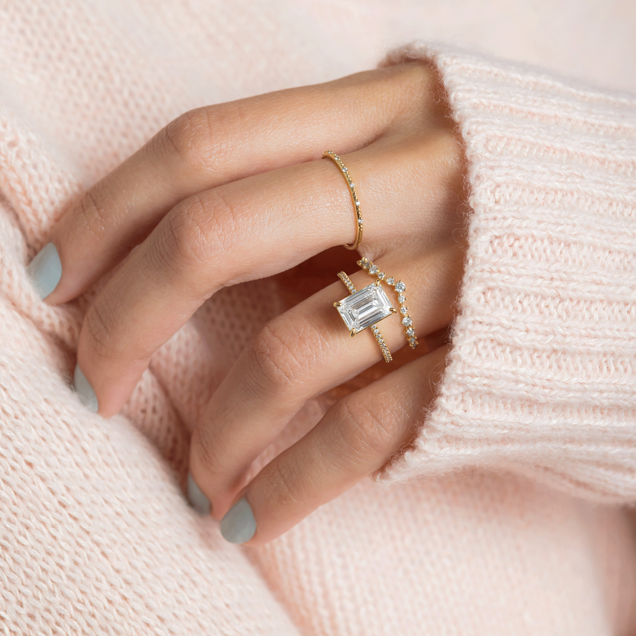 Solitaire-Oval Lab Grown Diamond Engagement Ring