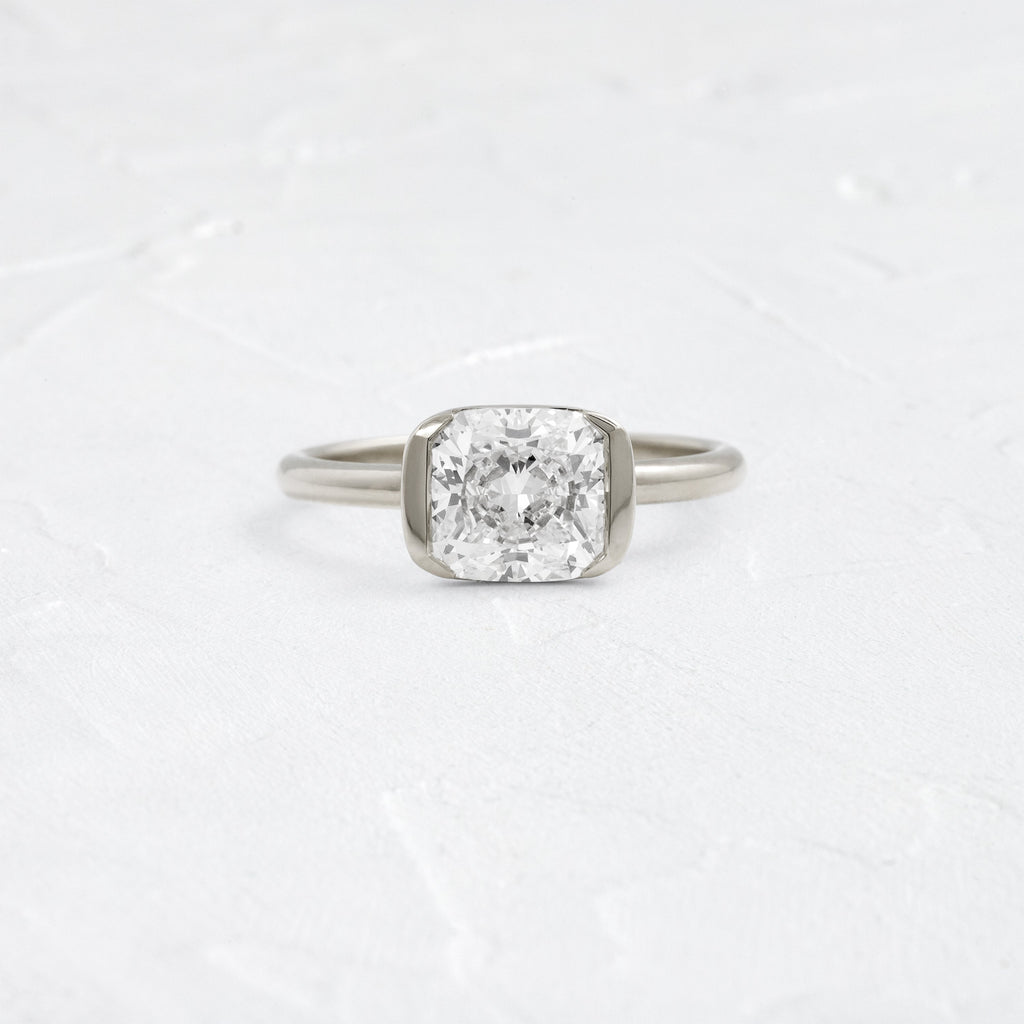 Solitaire-Oval Lab Grown Diamond Engagement Ring