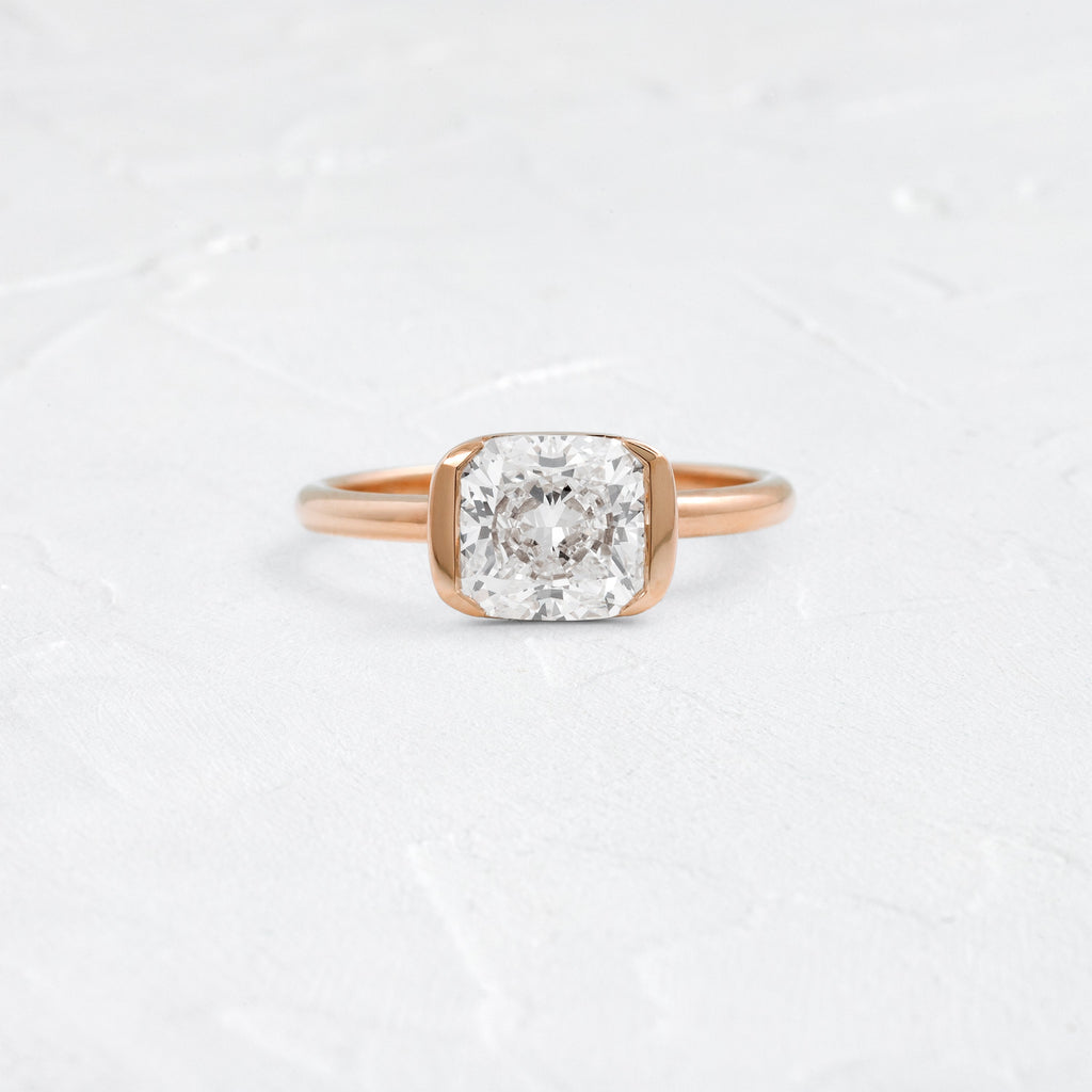 Solitaire-Oval Lab Grown Diamond Engagement Ring