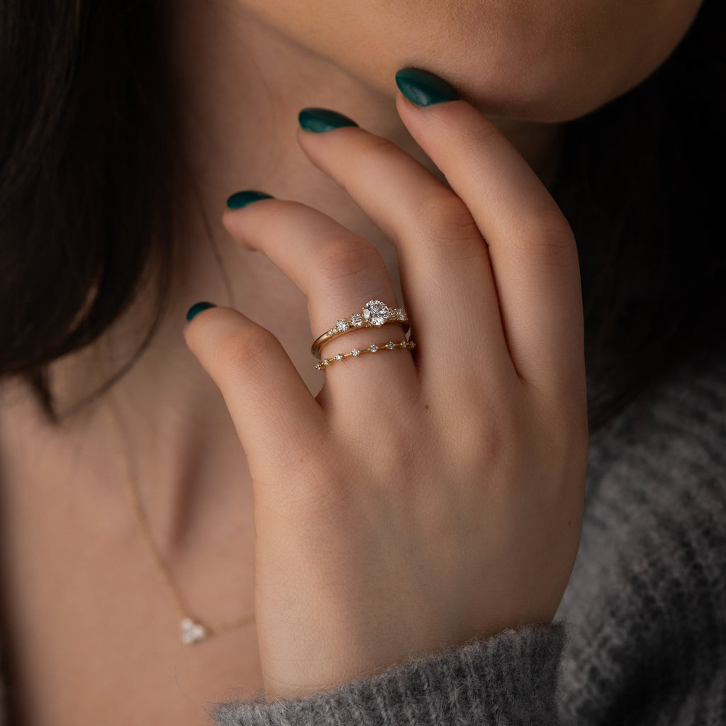 Solitaire-Oval Lab Grown Diamond Engagement Ring