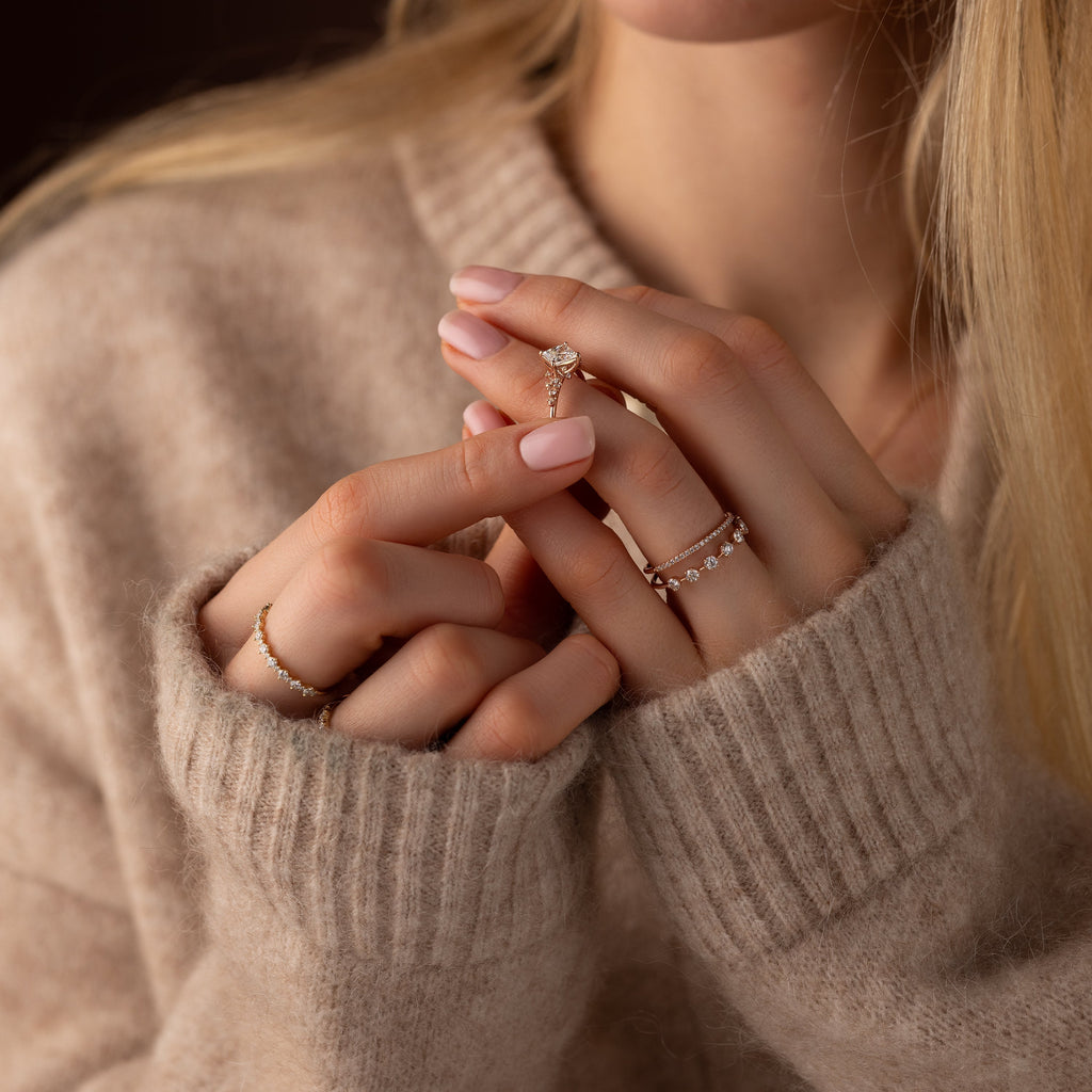 Solitaire-Oval Lab Grown Diamond Engagement Ring