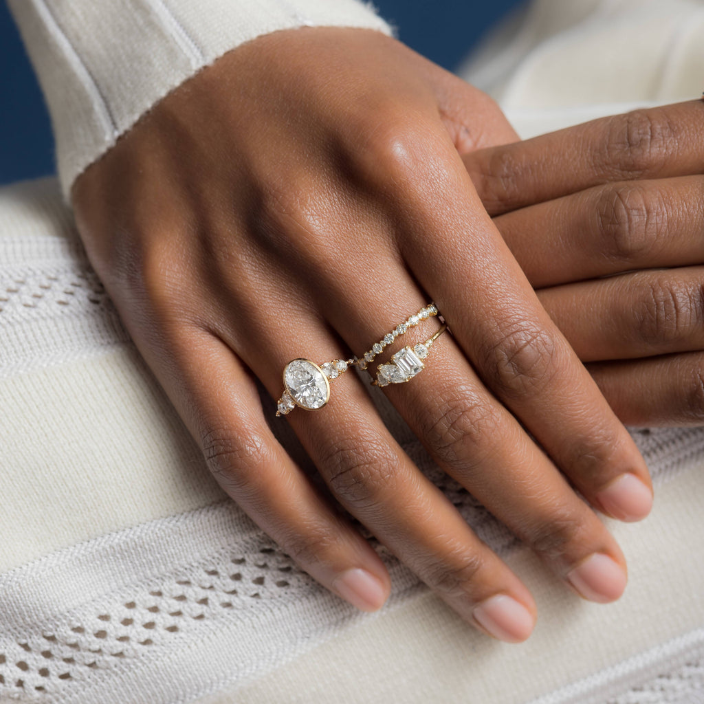 Solitaire-Oval Lab Grown Diamond Engagement Ring