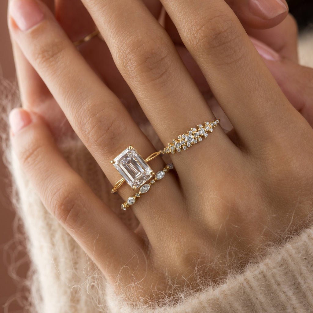 Solitaire-Oval Lab Grown Diamond Engagement Ring