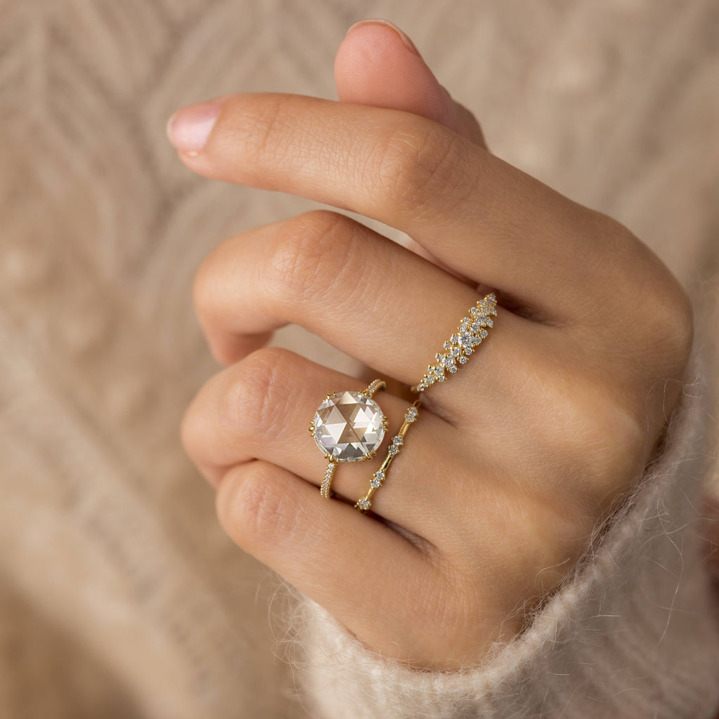 Solitaire-Oval Lab Grown Diamond Engagement Ring