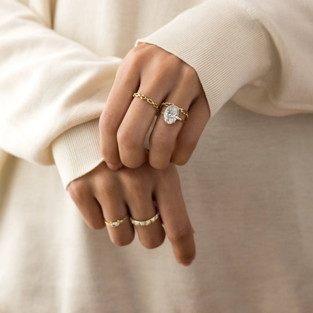 Solitaire-Oval Lab Grown Diamond Engagement Ring