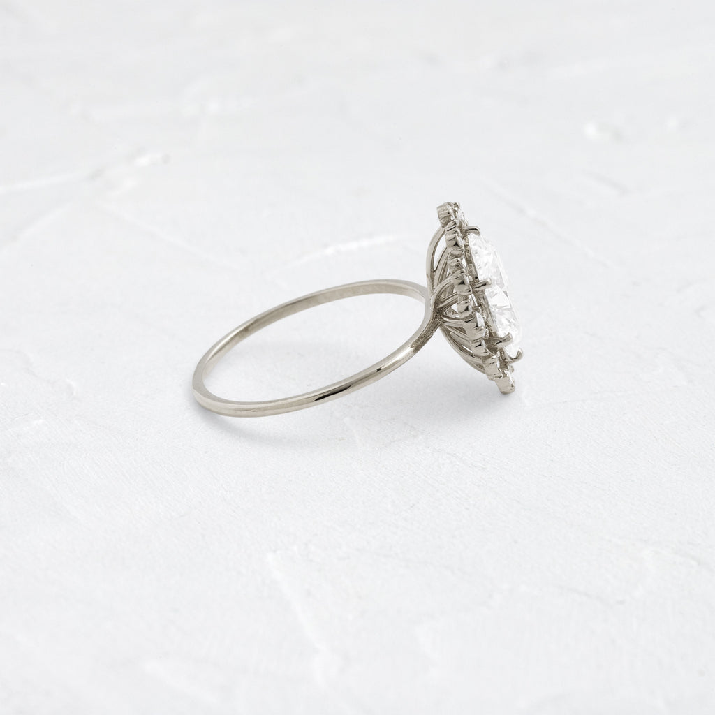 Solitaire-Oval Lab Grown Diamond Engagement Ring
