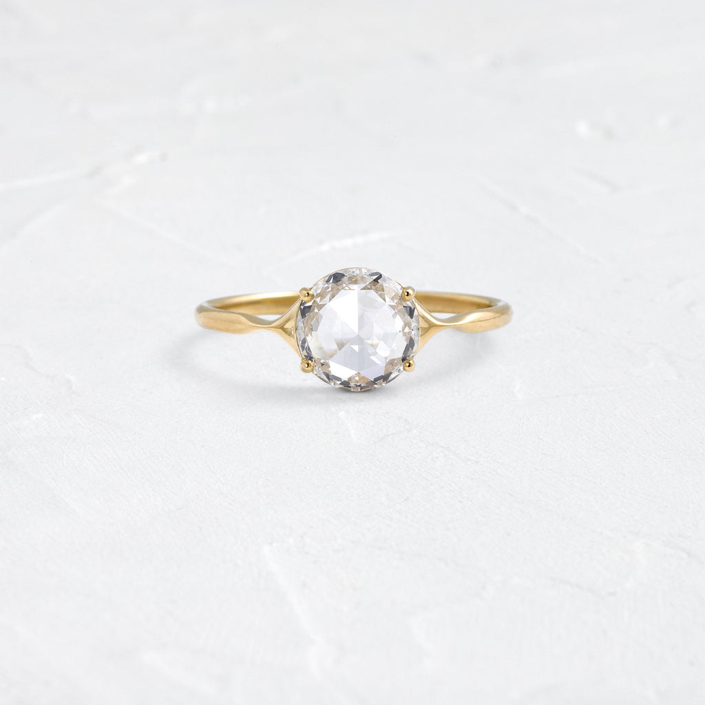 Solitaire-Oval Lab Grown Diamond Engagement Ring