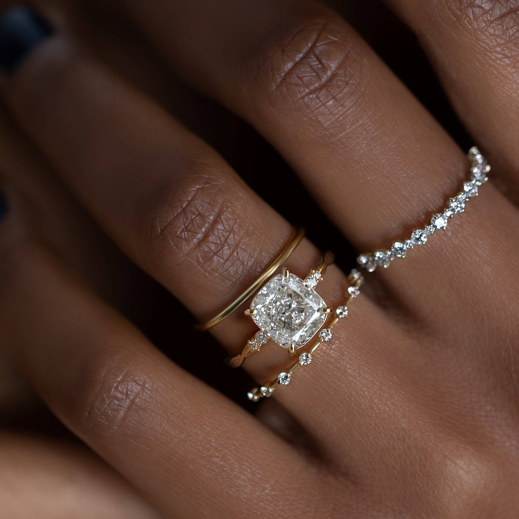 Solitaire-Oval Lab Grown Diamond Engagement Ring