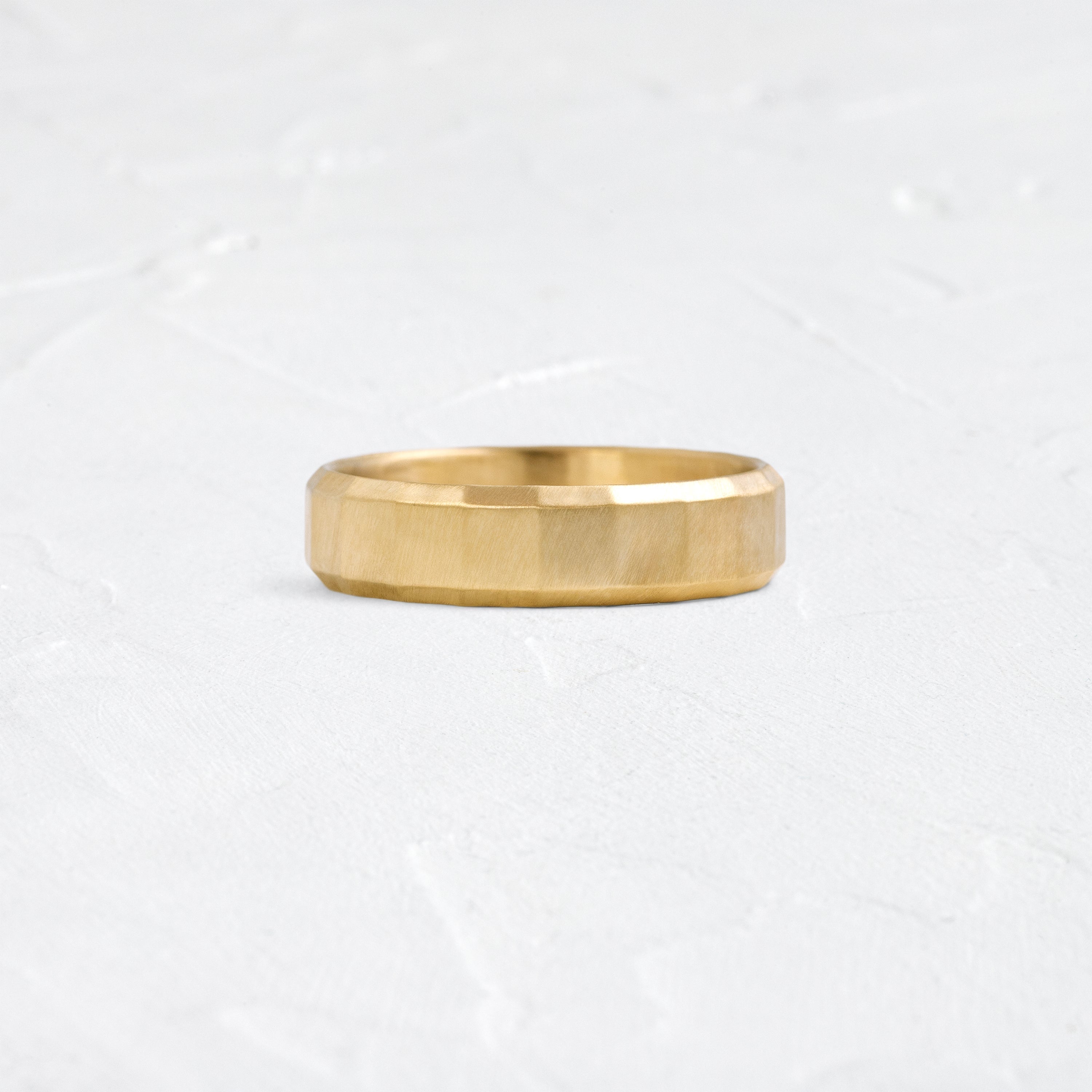 Classic- Men's Wedding Band
