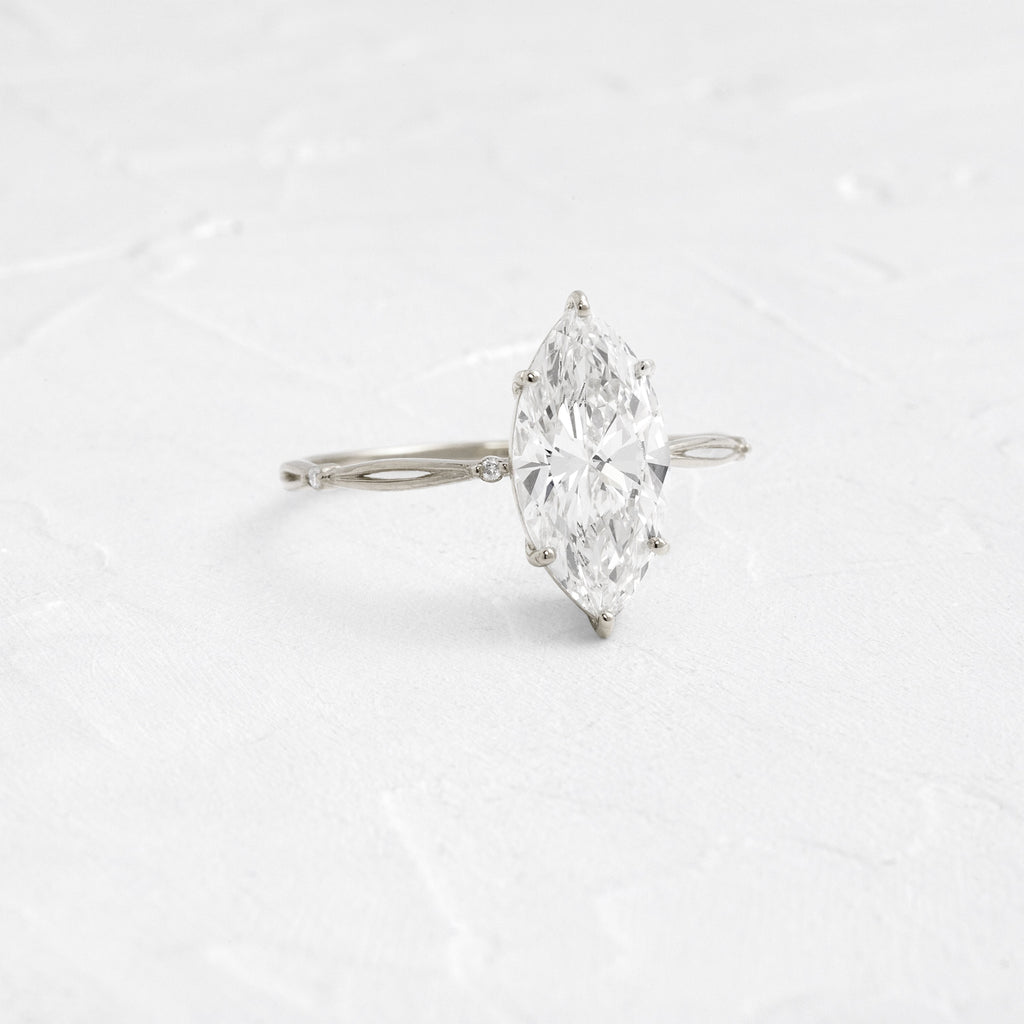 Solitaire-Oval Lab Grown Diamond Engagement Ring