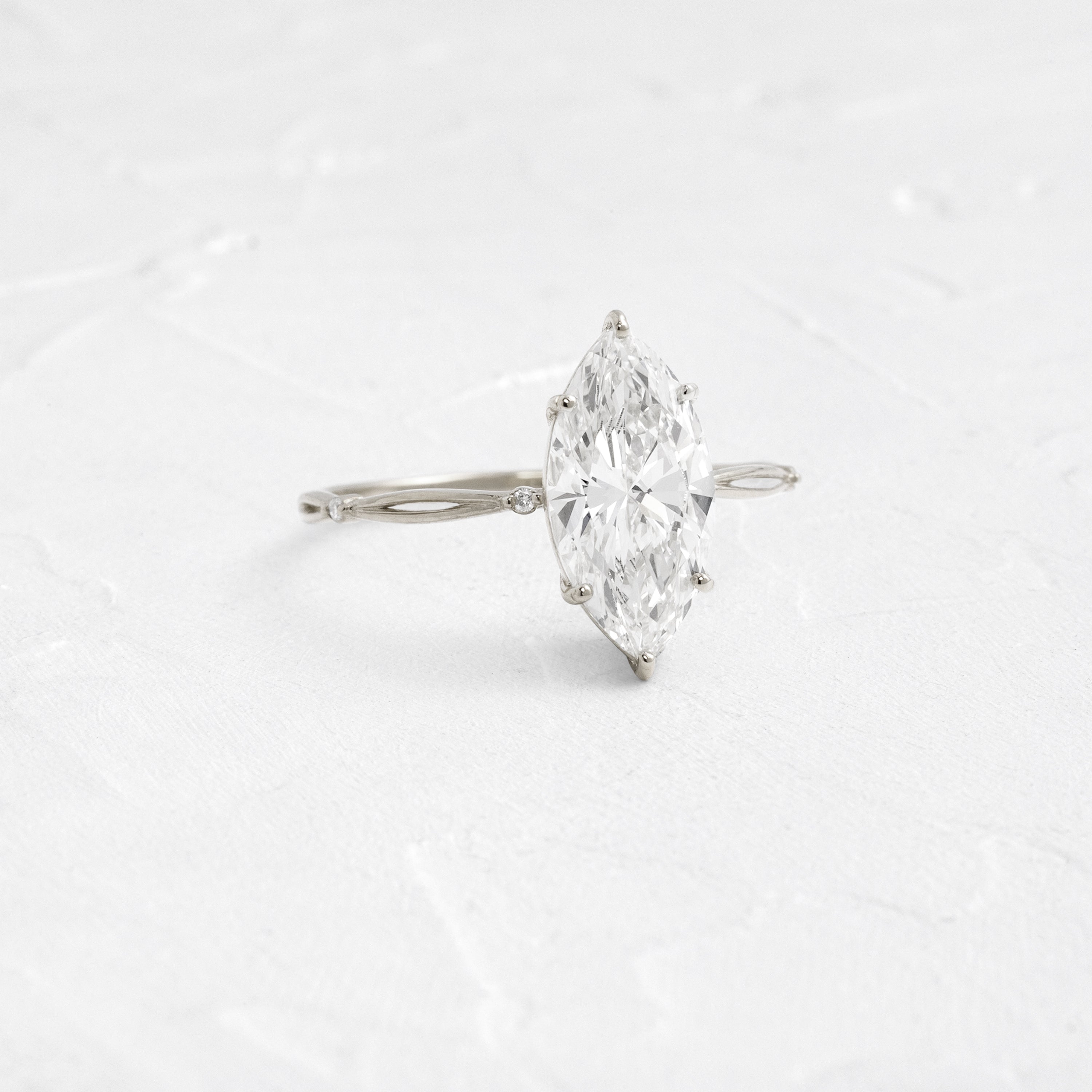 Solitaire-Oval Lab Grown Diamond Engagement Ring