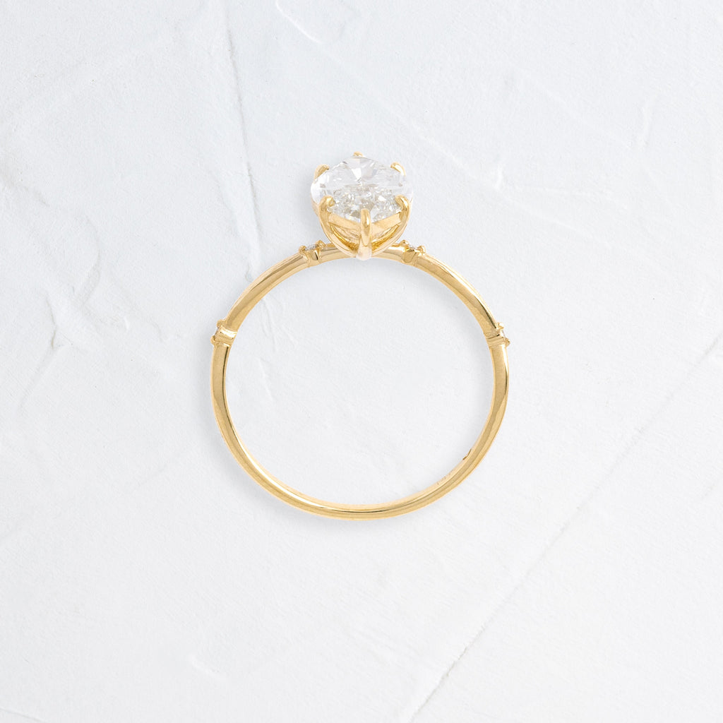 Solitaire-Oval Lab Grown Diamond Engagement Ring