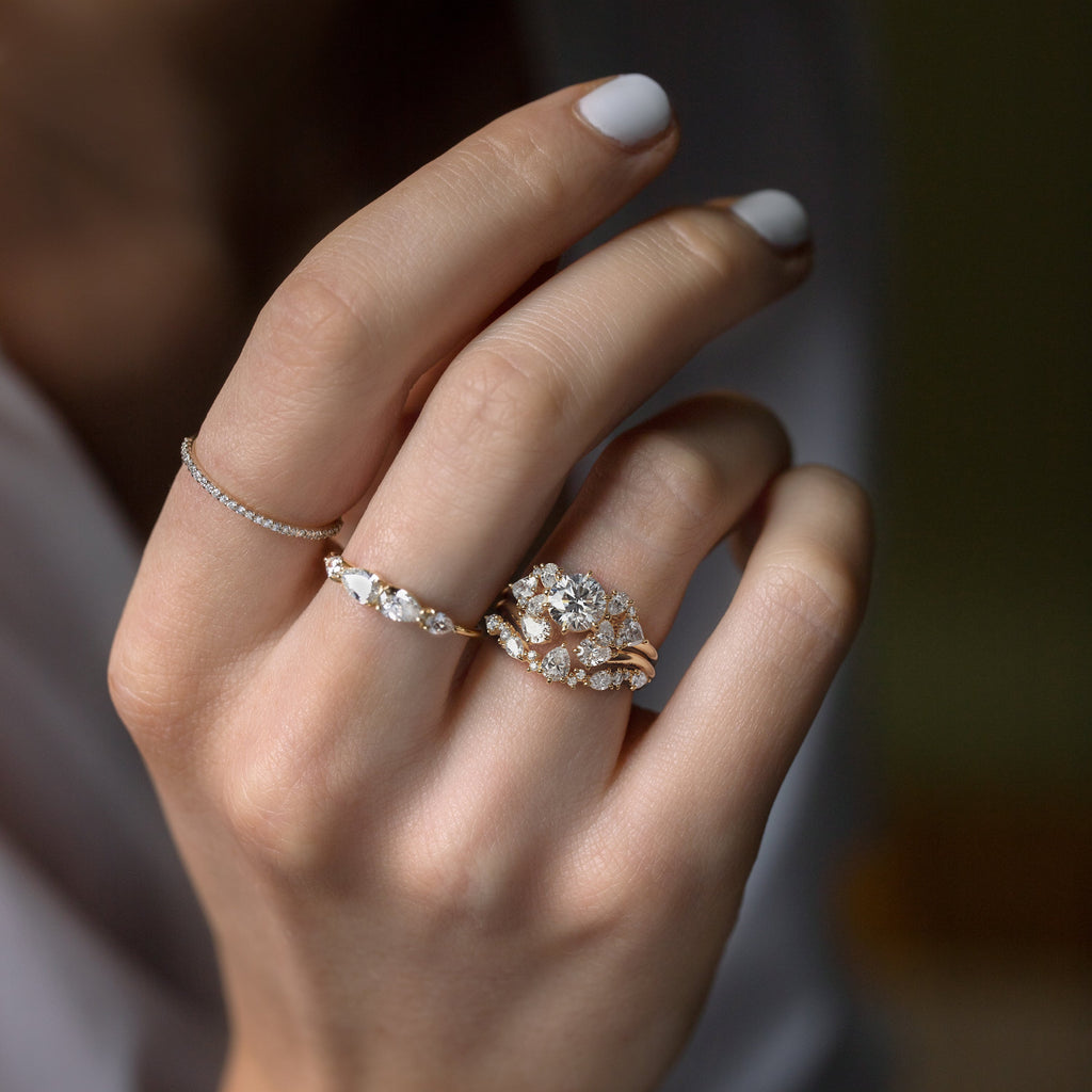 Solitaire-Oval Lab Grown Diamond Engagement Ring