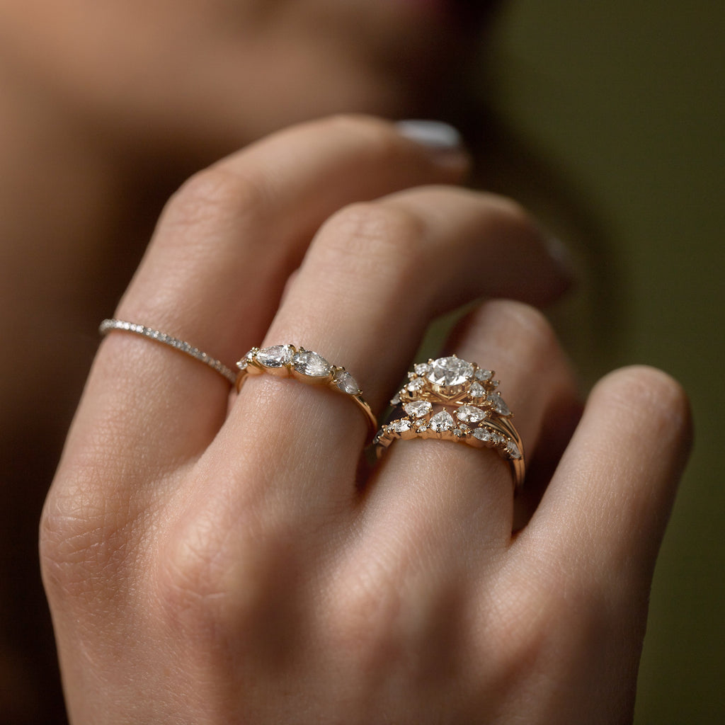 Solitaire-Oval Lab Grown Diamond Engagement Ring