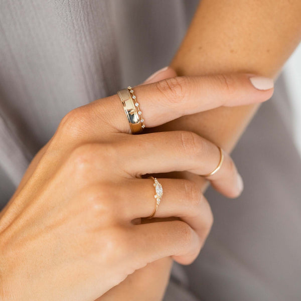 Classic Flat Court- Men's Wedding Band - Classic- Men's Wedding Band