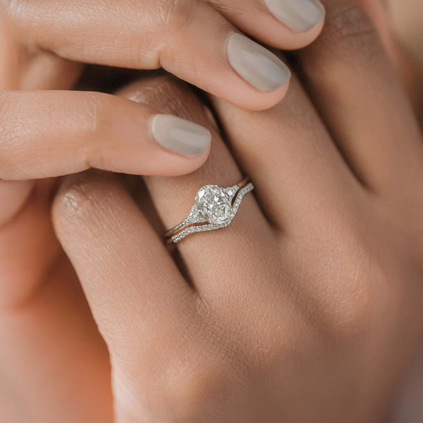 Cluster-Oval Lab Grown Diamond Engagement Ring - Solitaire-Oval Lab Grown Diamond Engagement Ring