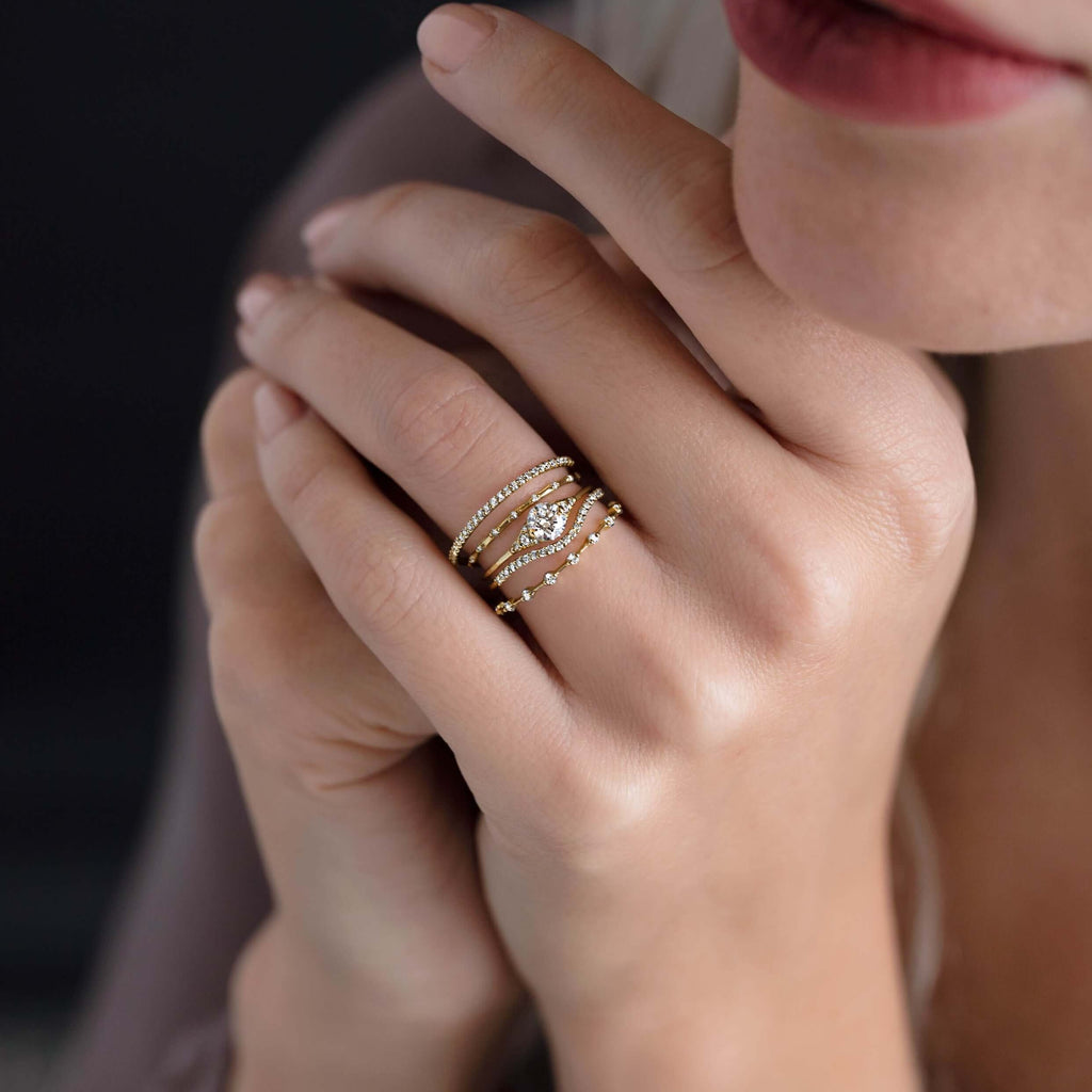 Solitaire-Oval Lab Grown Diamond Engagement Ring