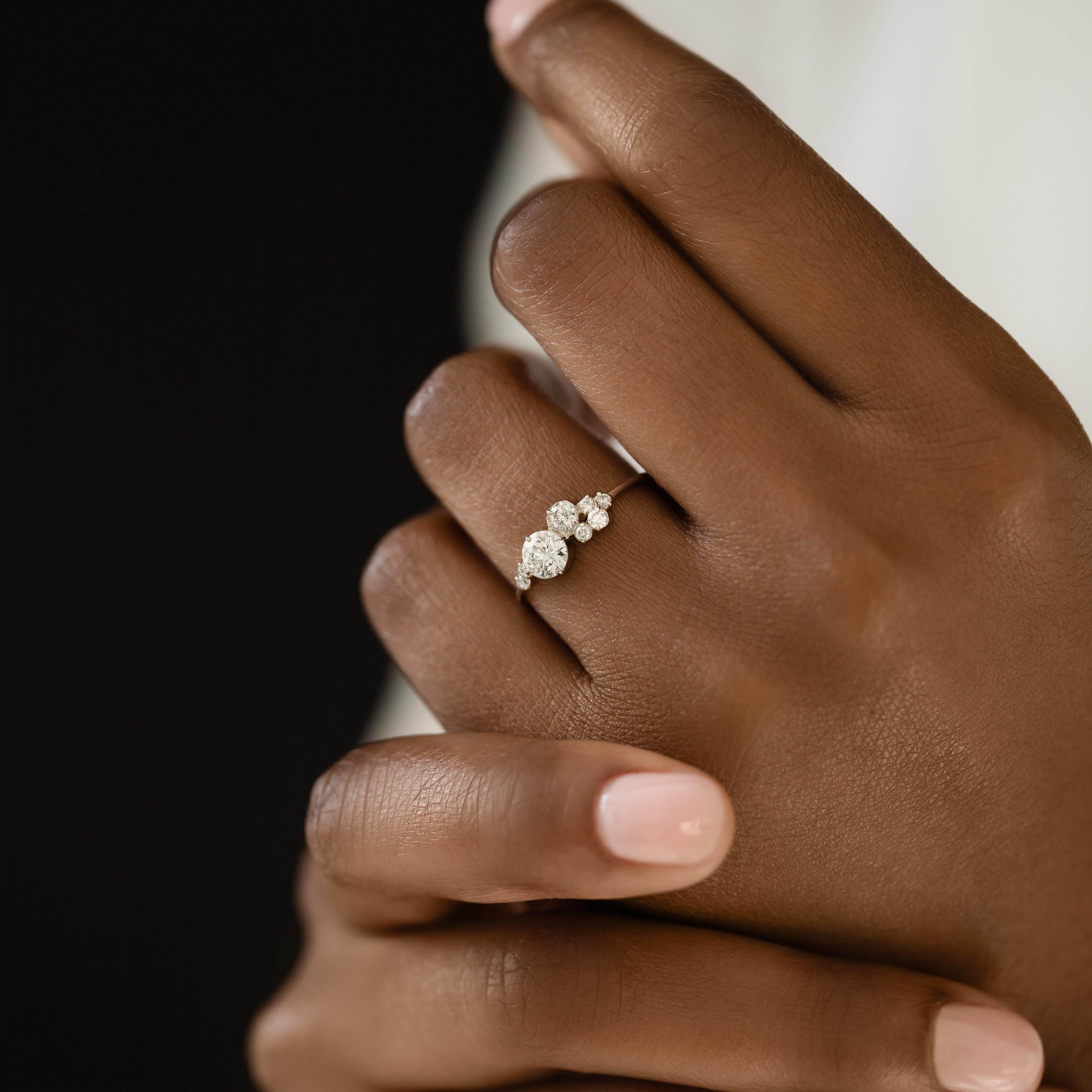 Solitaire-Oval Lab Grown Diamond Engagement Ring