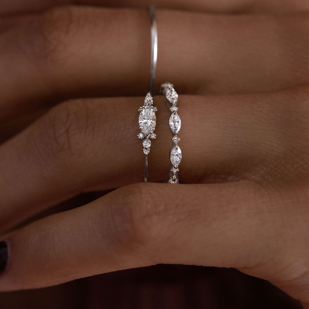 Solitaire-Oval Lab Grown Diamond Engagement Ring