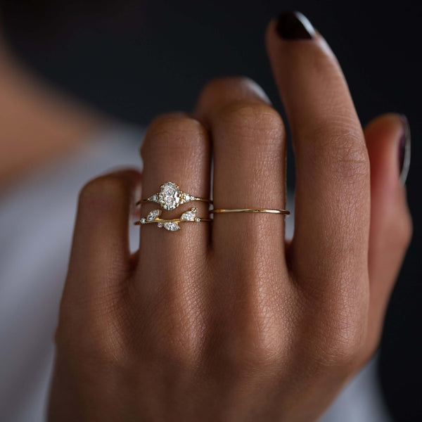 Cluster-Oval Lab Grown Diamond Engagement Ring - Solitaire-Oval Lab Grown Diamond Engagement Ring