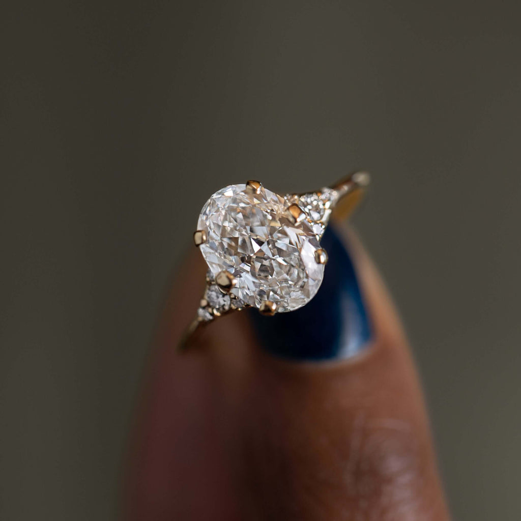 Solitaire-Oval Lab Grown Diamond Engagement Ring