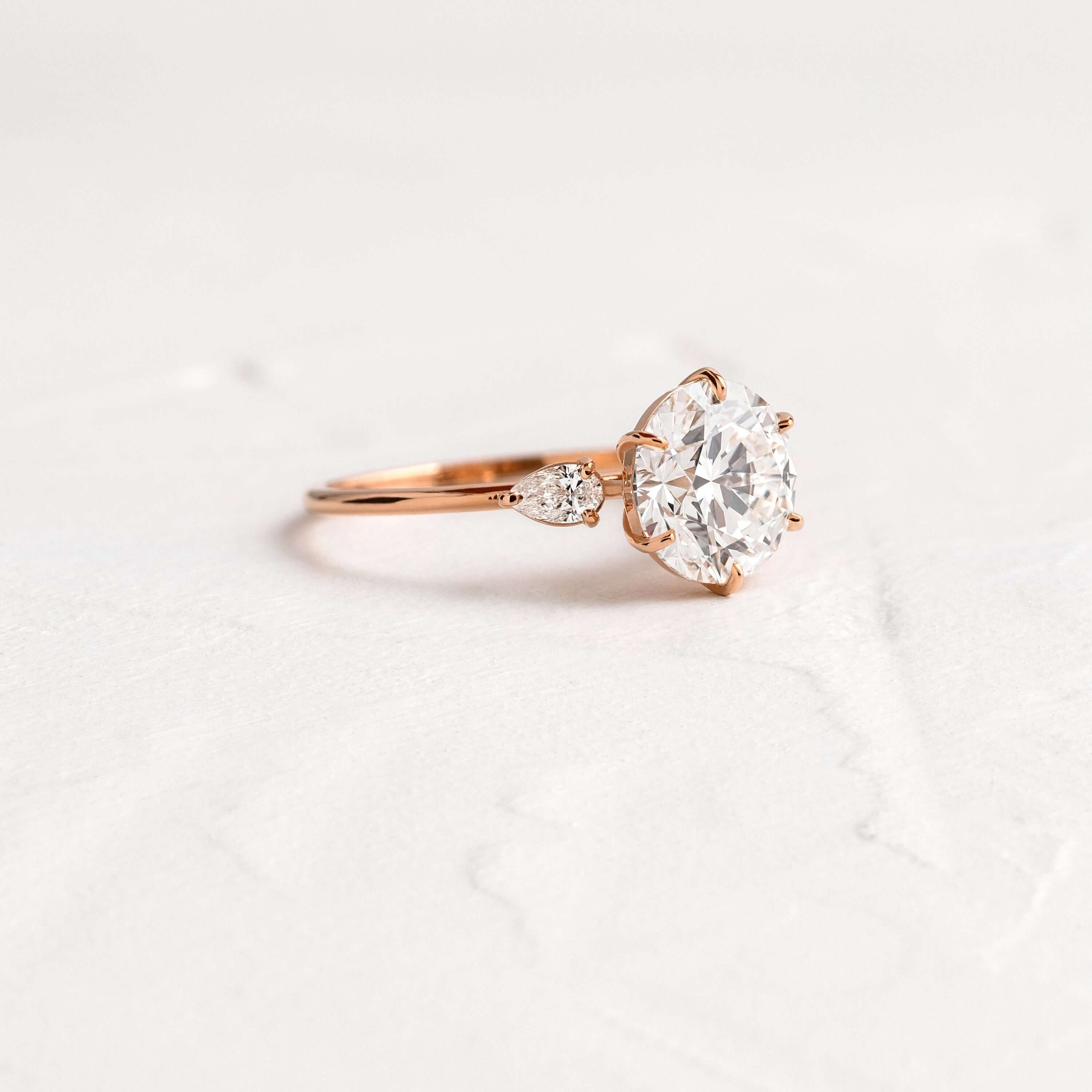 Solitaire-Oval Lab Grown Diamond Engagement Ring