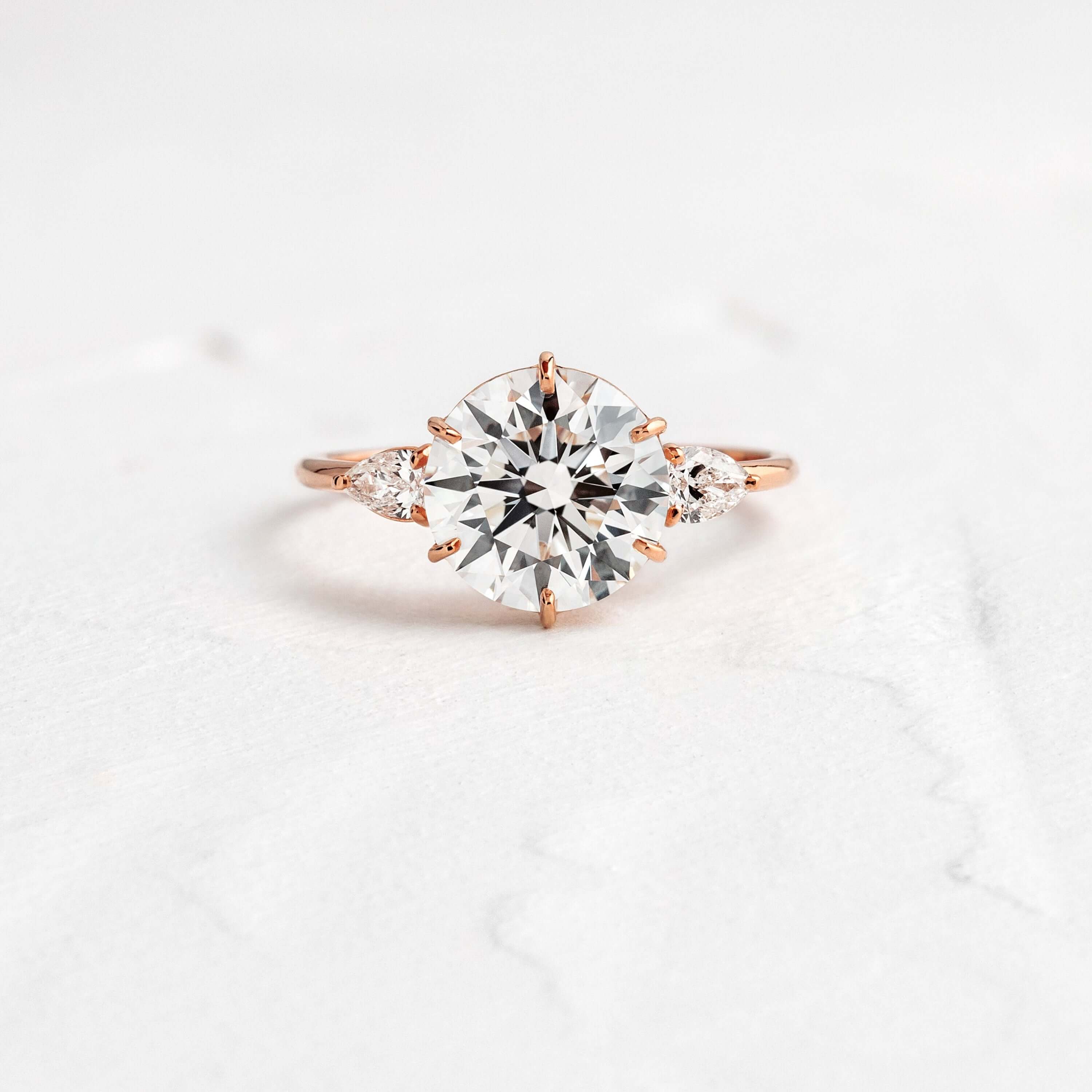 Solitaire-Oval Lab Grown Diamond Engagement Ring