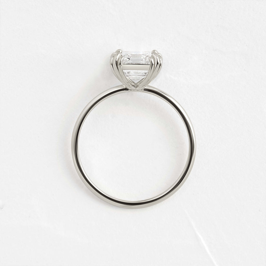 Solitaire-Oval Lab Grown Diamond Engagement Ring