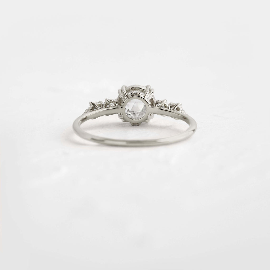 Solitaire-Oval Lab Grown Diamond Engagement Ring
