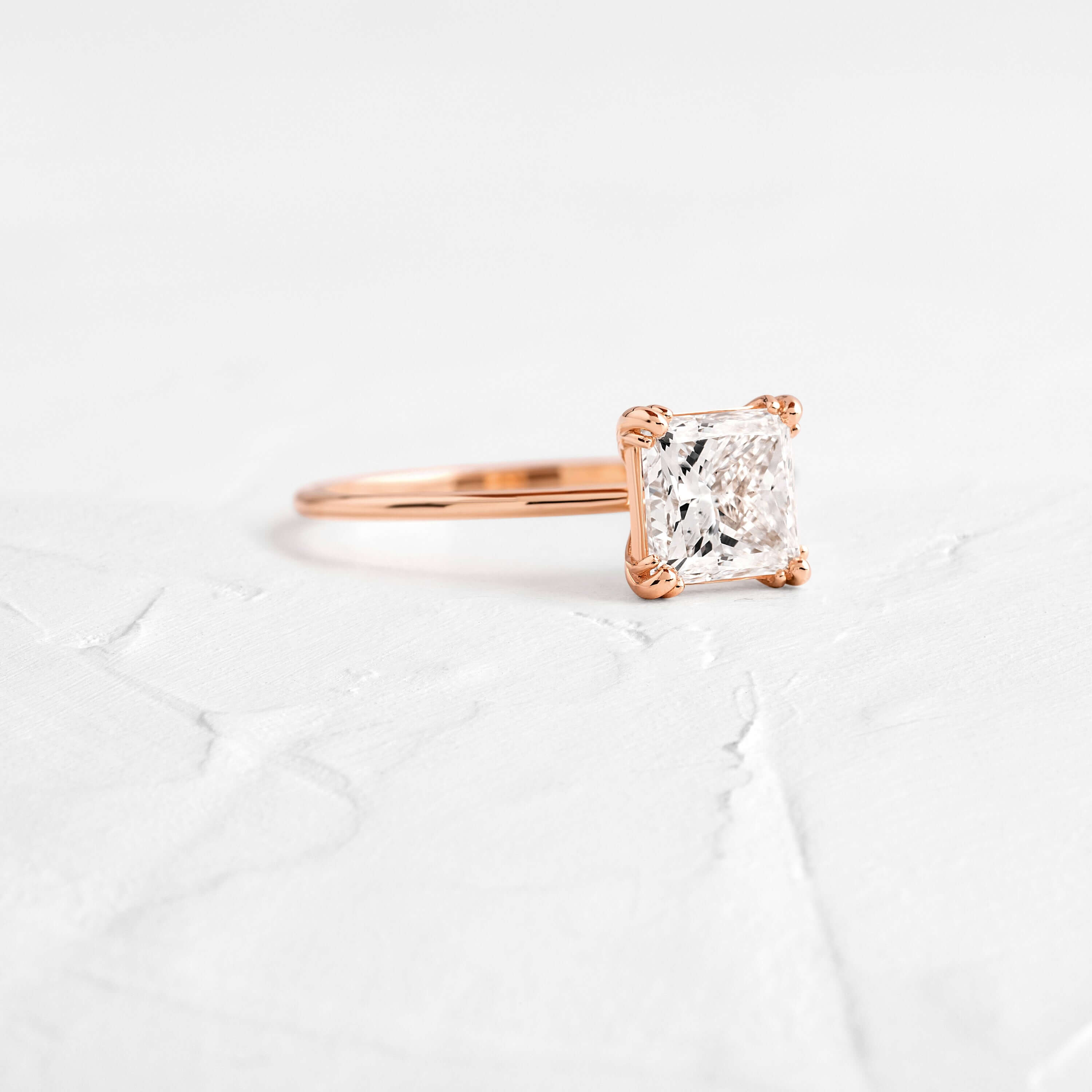 Solitaire-Oval Lab Grown Diamond Engagement Ring