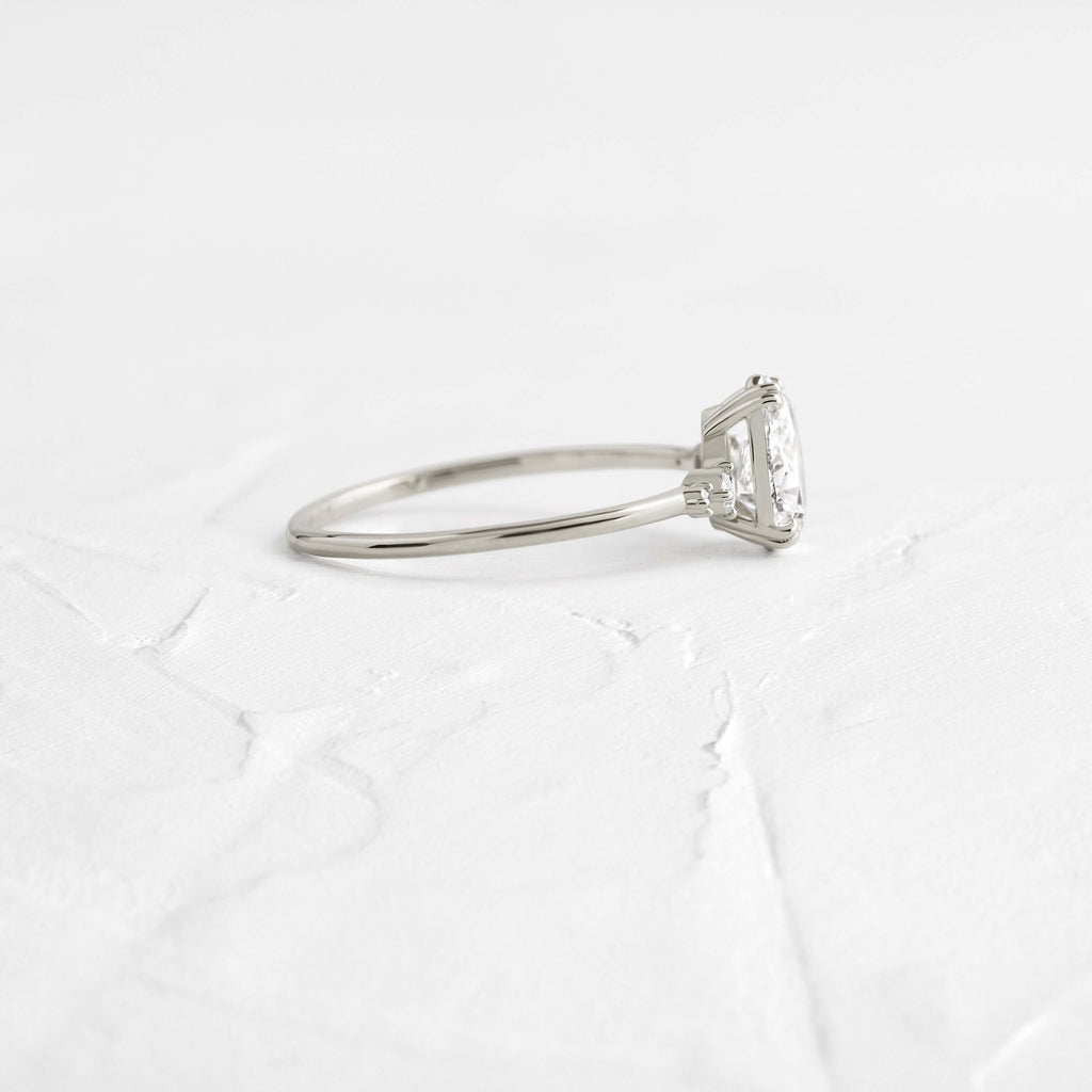 Solitaire-Oval Lab Grown Diamond Engagement Ring