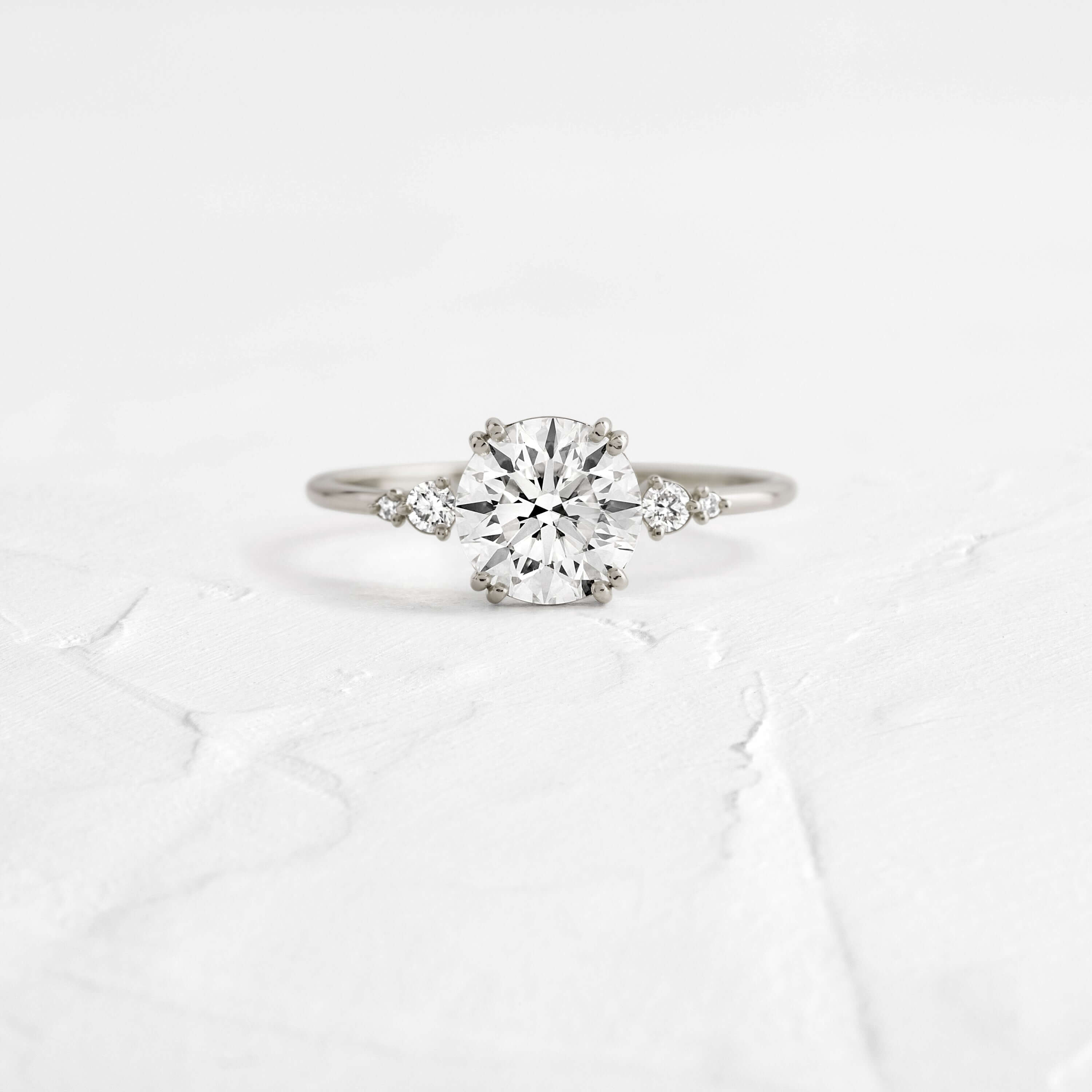 Solitaire-Oval Lab Grown Diamond Engagement Ring