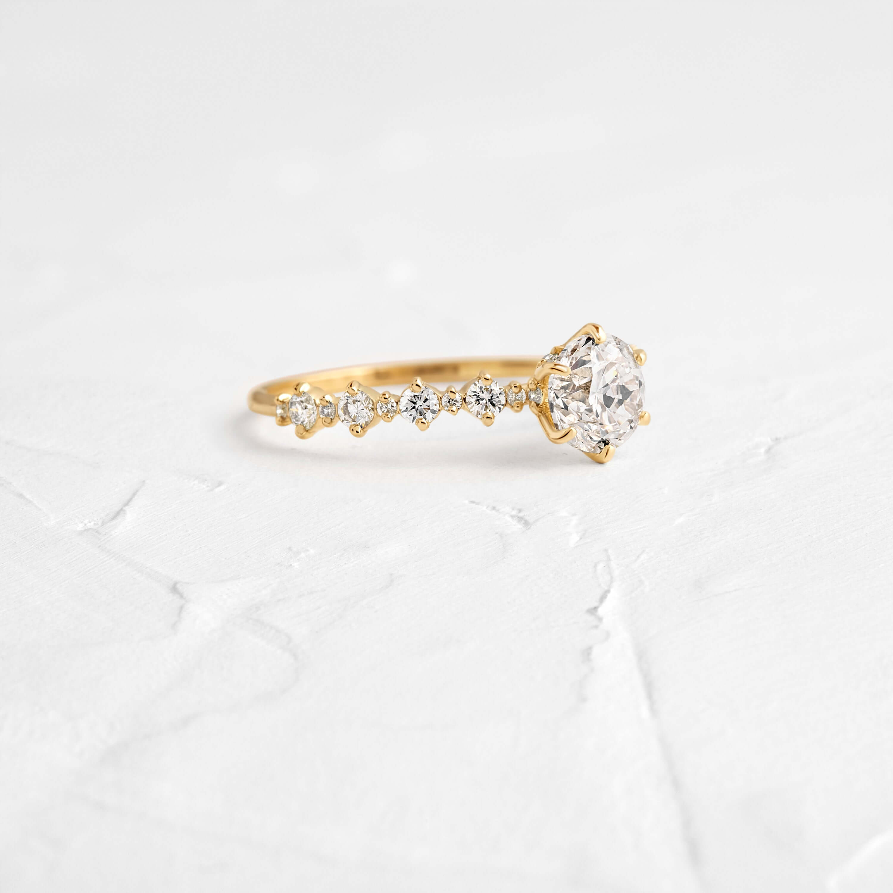 Solitaire-Oval Lab Grown Diamond Engagement Ring