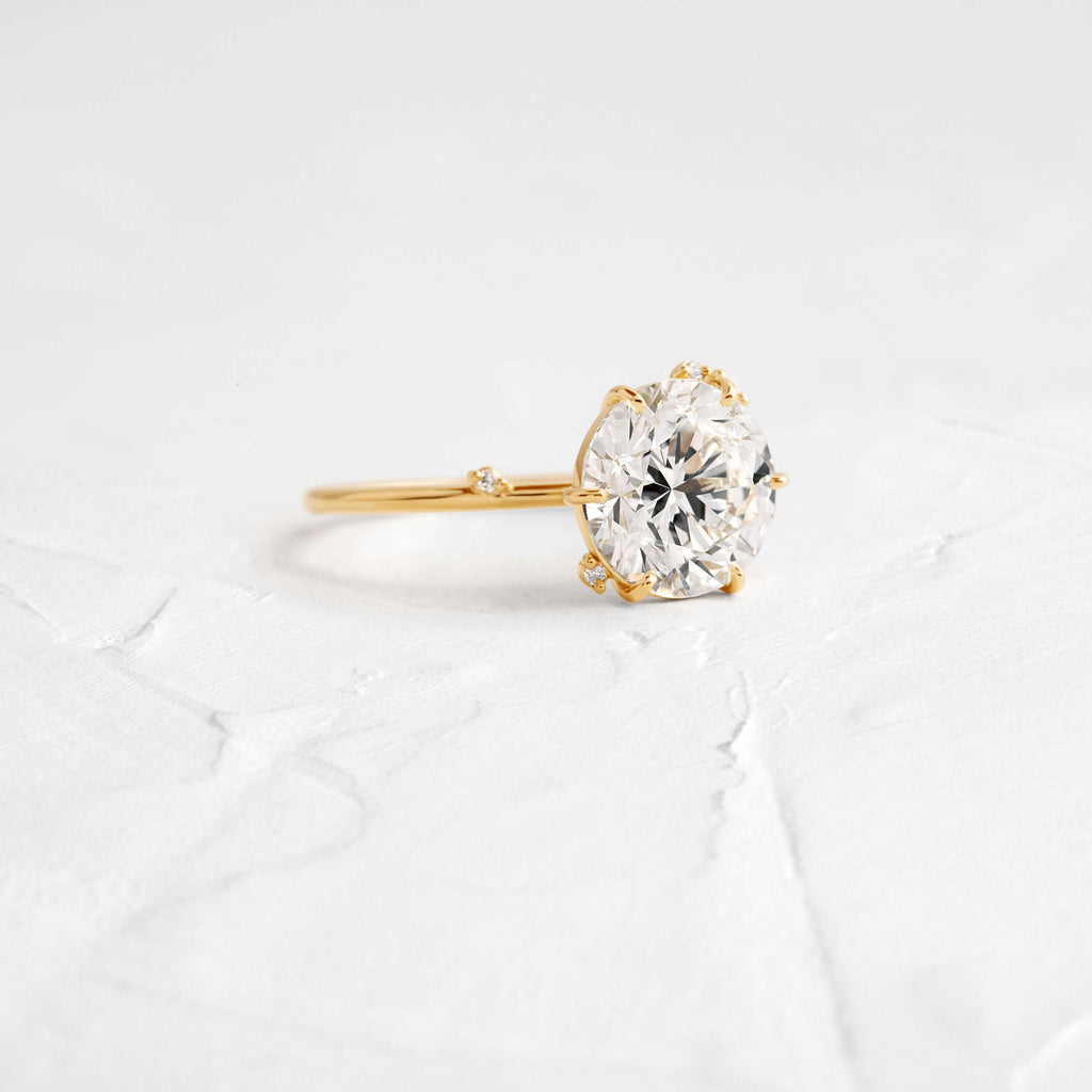 Solitaire-Oval Lab Grown Diamond Engagement Ring