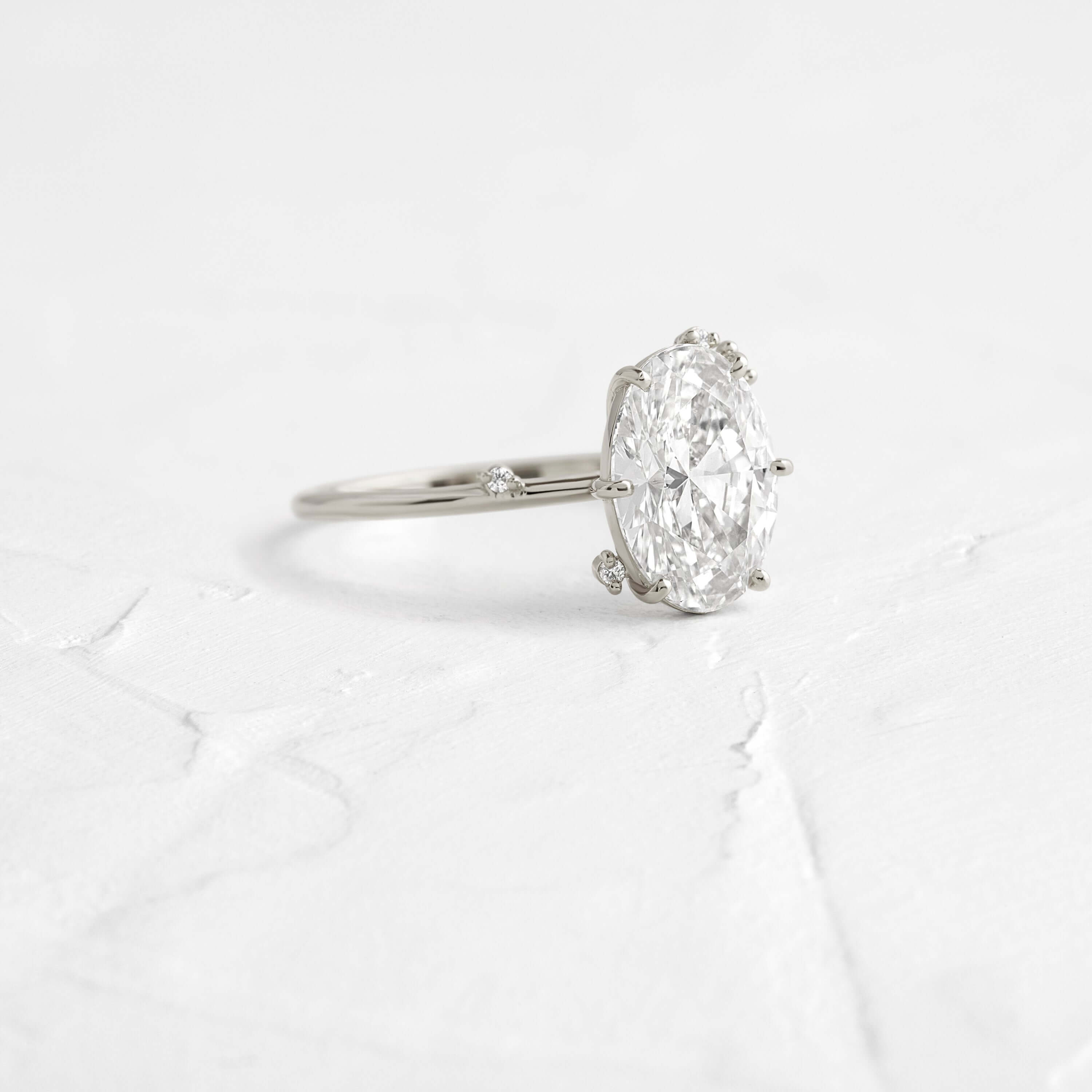Solitaire-Oval Lab Grown Diamond Engagement Ring