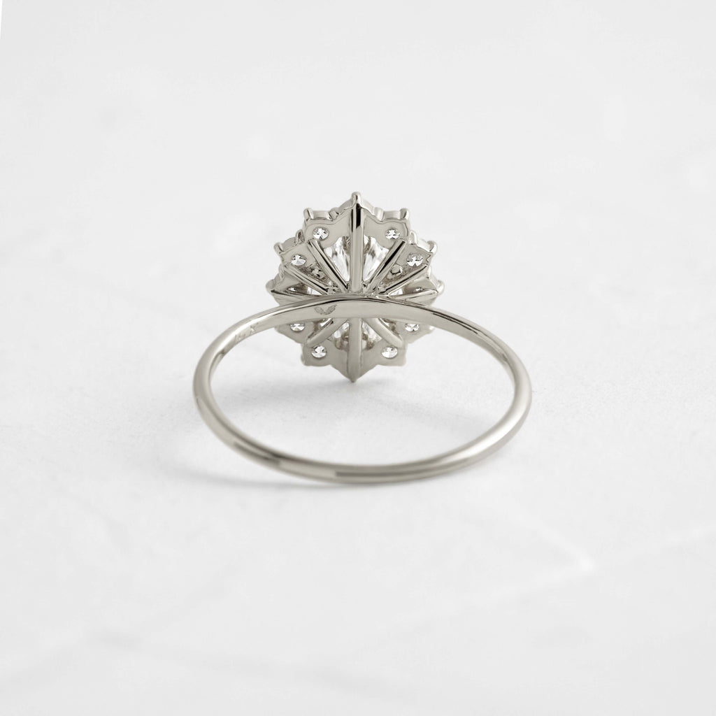 Solitaire-Oval Lab Grown Diamond Engagement Ring
