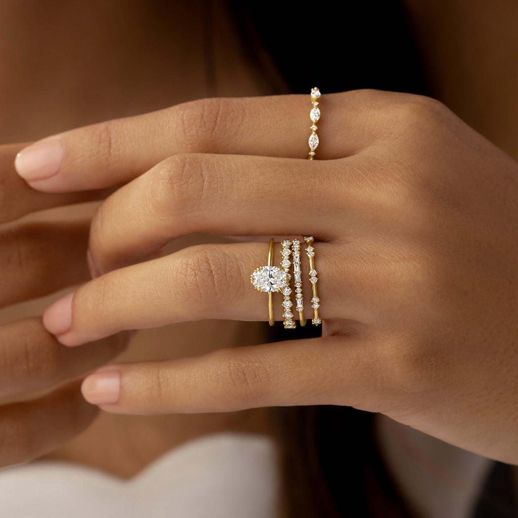Solitaire-Oval Lab Grown Diamond Engagement Ring