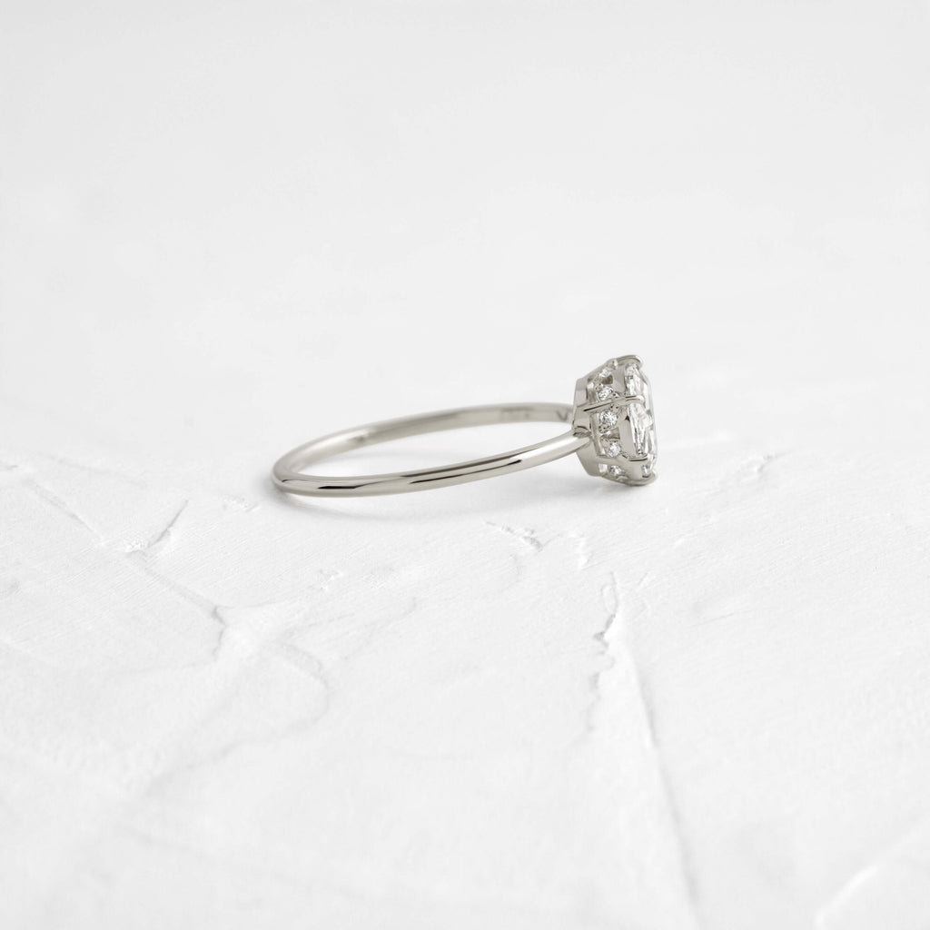 Solitaire-Oval Lab Grown Diamond Engagement Ring