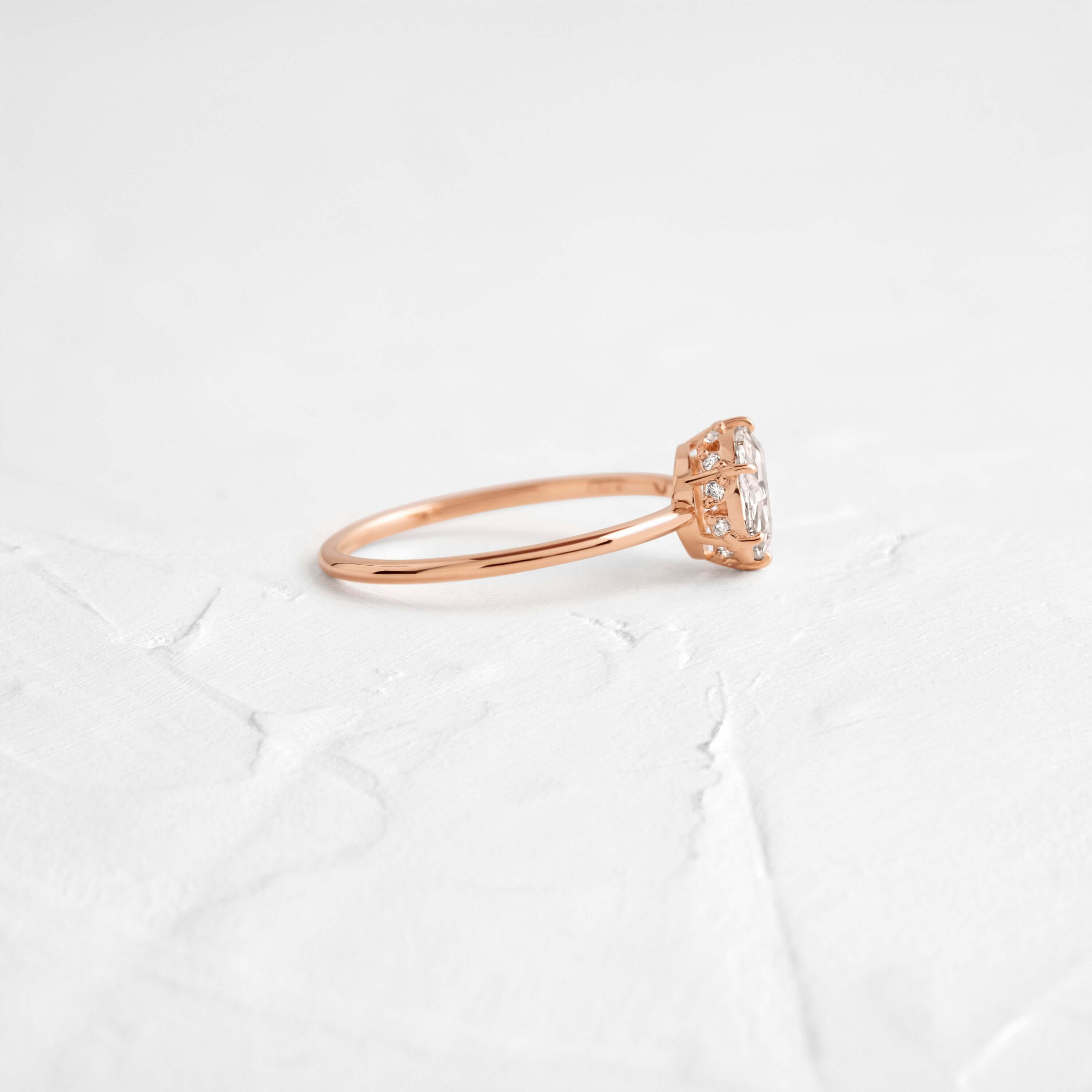 Solitaire-Oval Lab Grown Diamond Engagement Ring