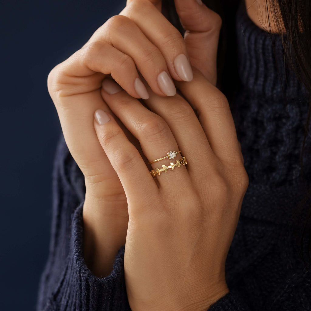 Solitaire-Oval Lab Grown Diamond Engagement Ring