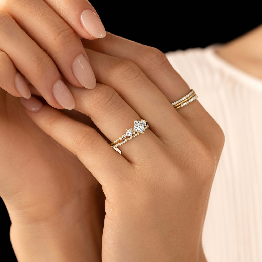 Solitaire-Oval Lab Grown Diamond Engagement Ring