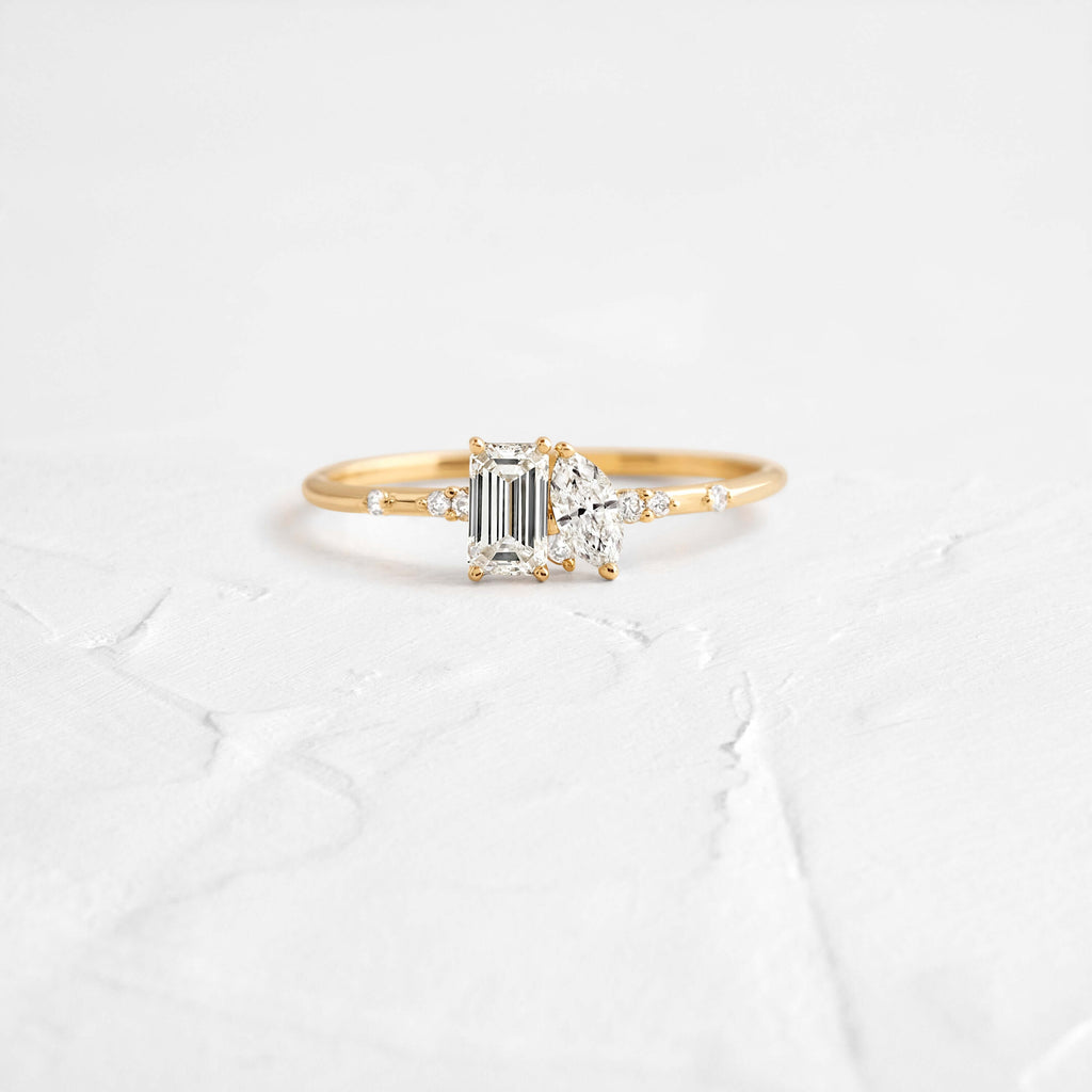 Solitaire-Oval Lab Grown Diamond Engagement Ring
