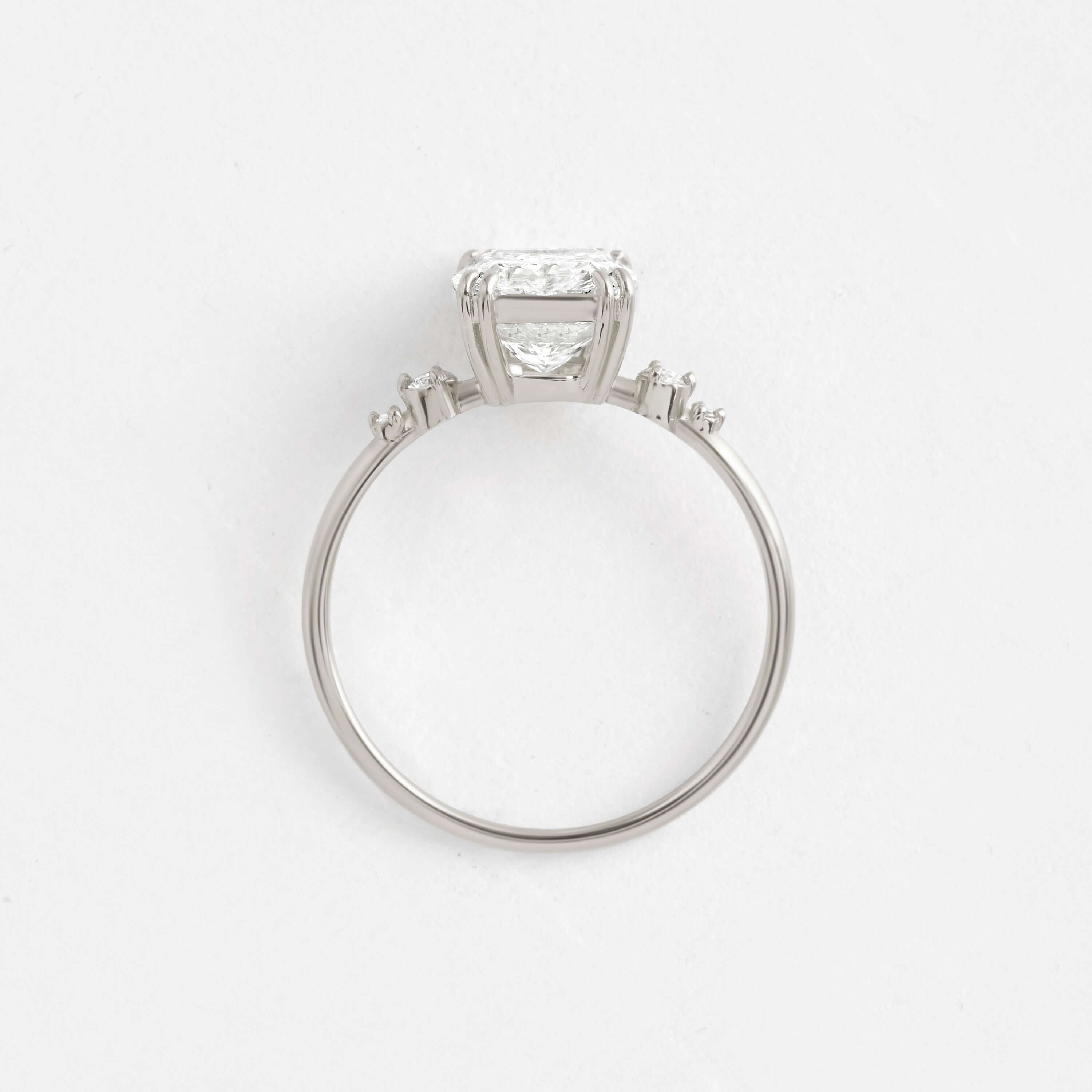 Solitaire-Oval Lab Grown Diamond Engagement Ring