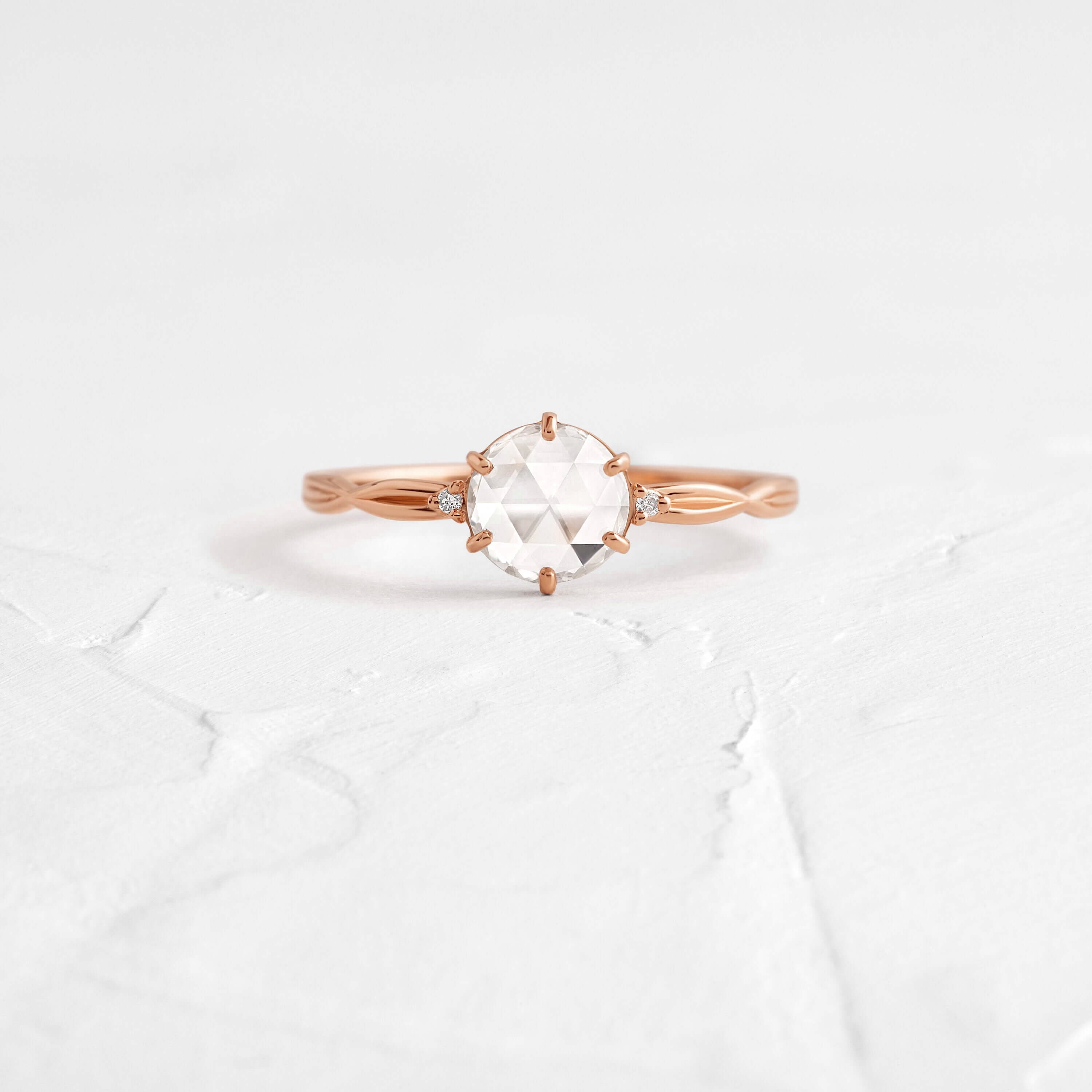 Solitaire-Oval Lab Grown Diamond Engagement Ring