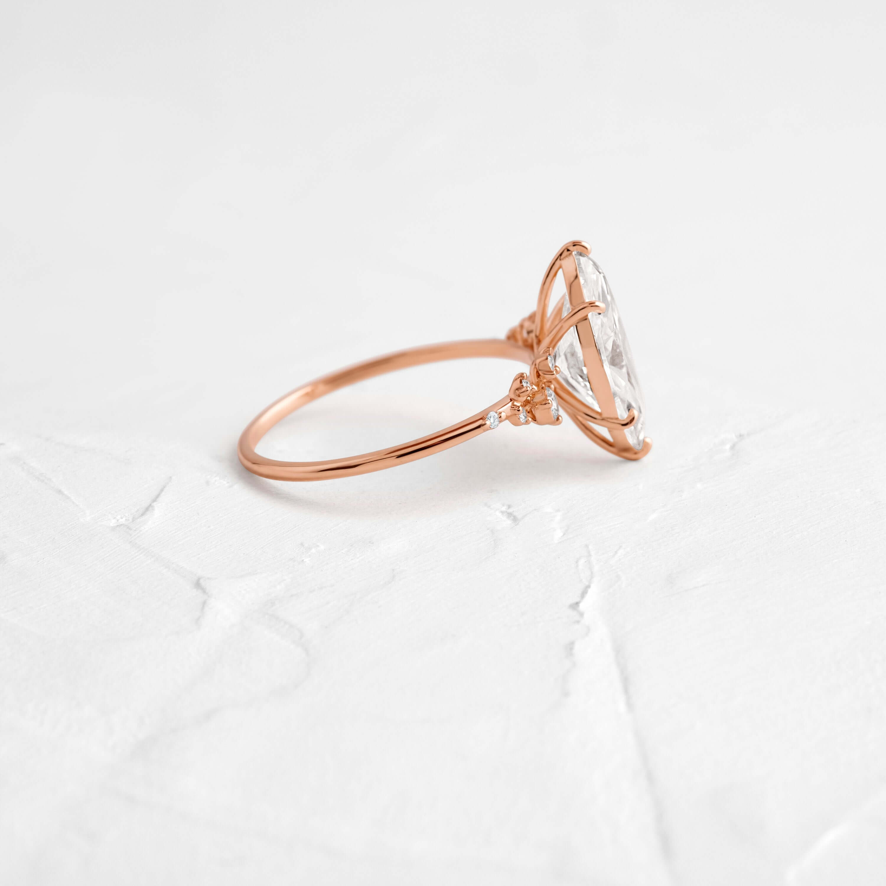 Solitaire-Oval Lab Grown Diamond Engagement Ring